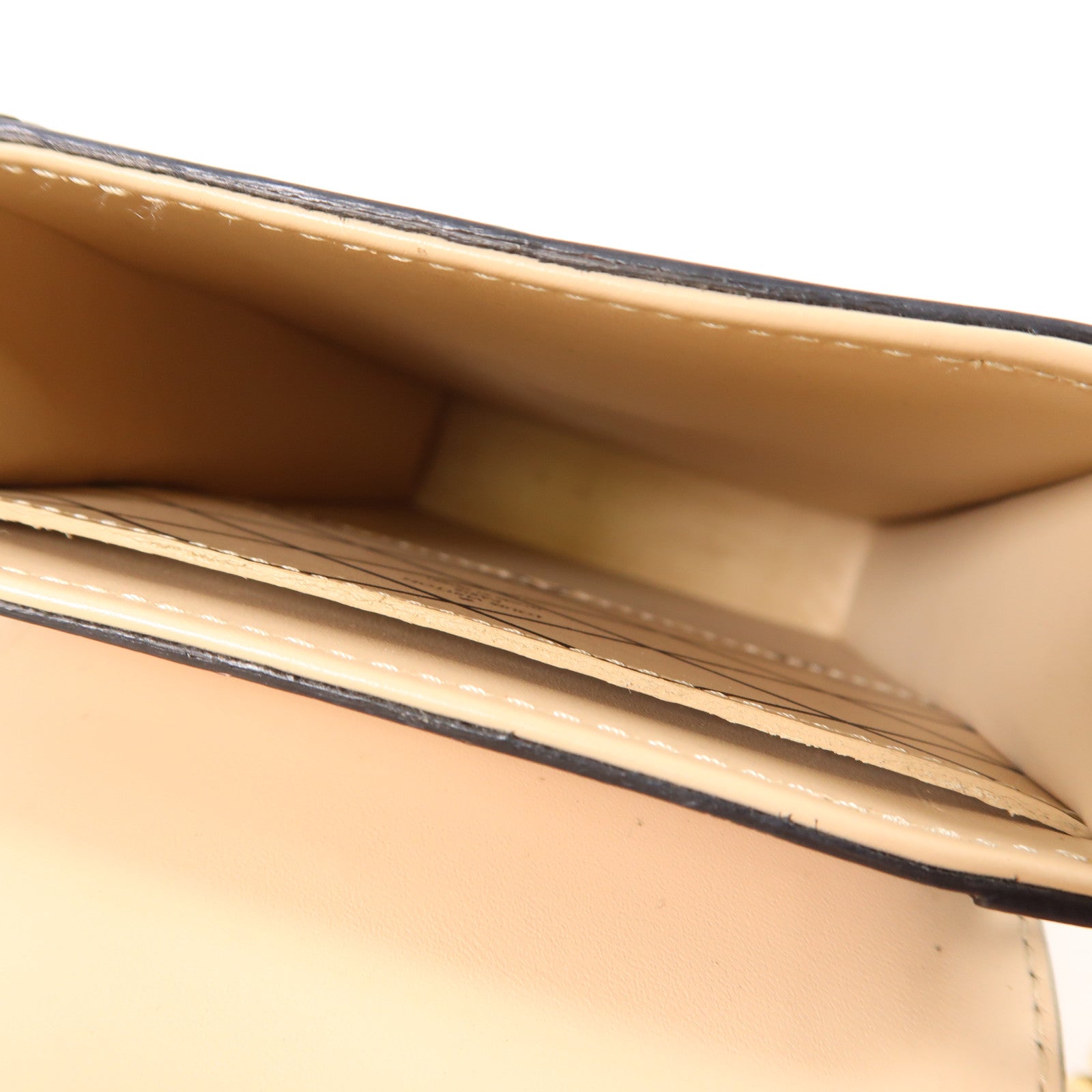 LOUIS VUITTON Epi Pochette Trunk金扣肩背袋