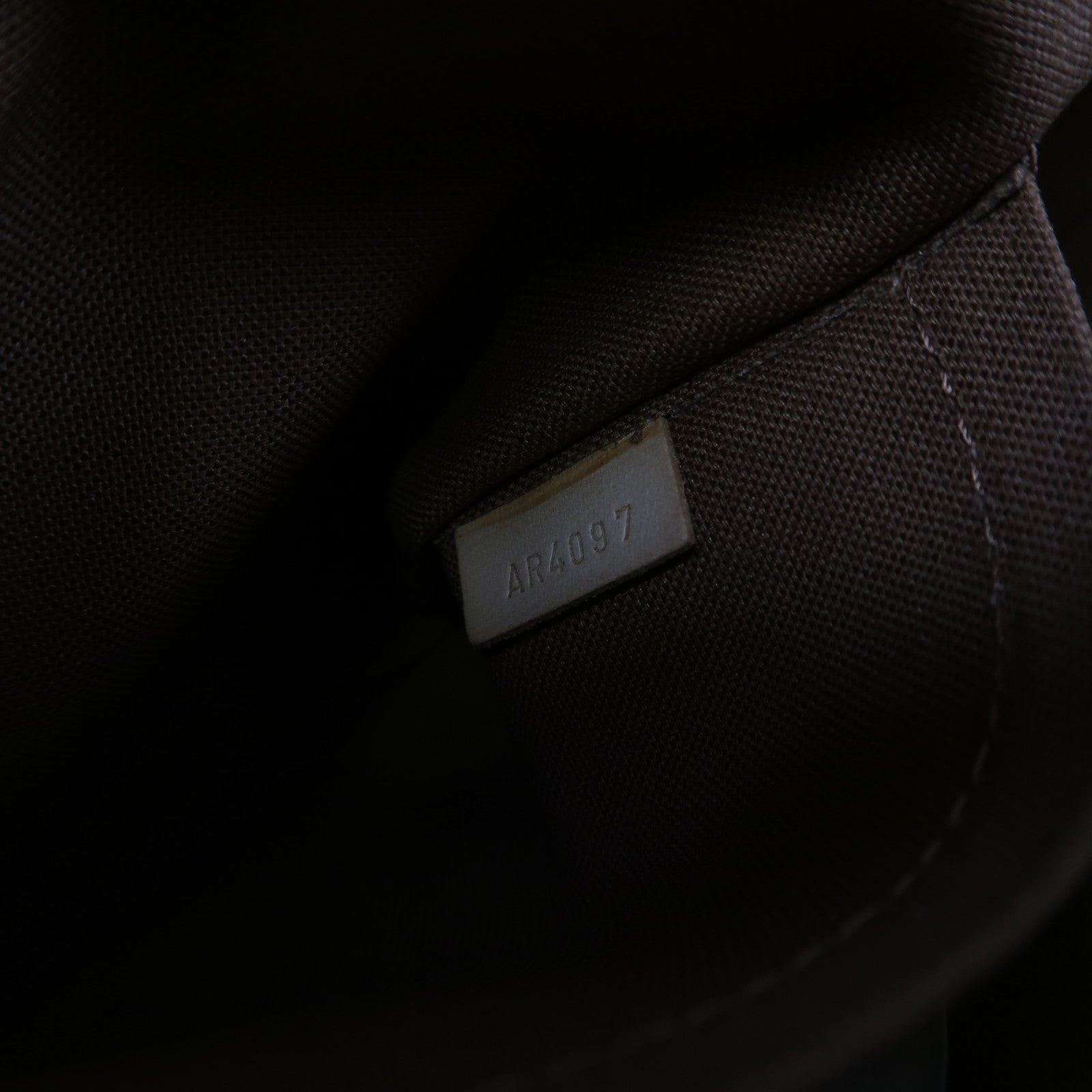 LOUIS VUITTON Monogram Tivoli PM金扣手挽袋啡色