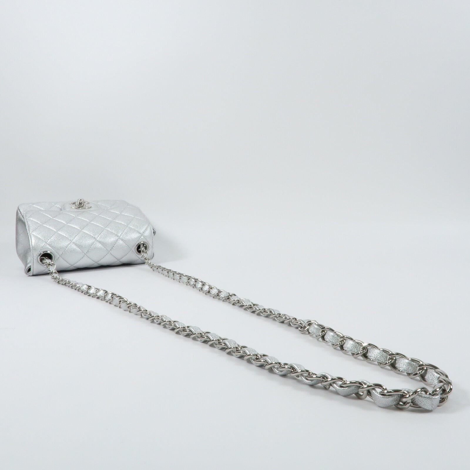 CHANEL 牛皮皮革Mini Classic 17銀扣鏈帶肩背袋