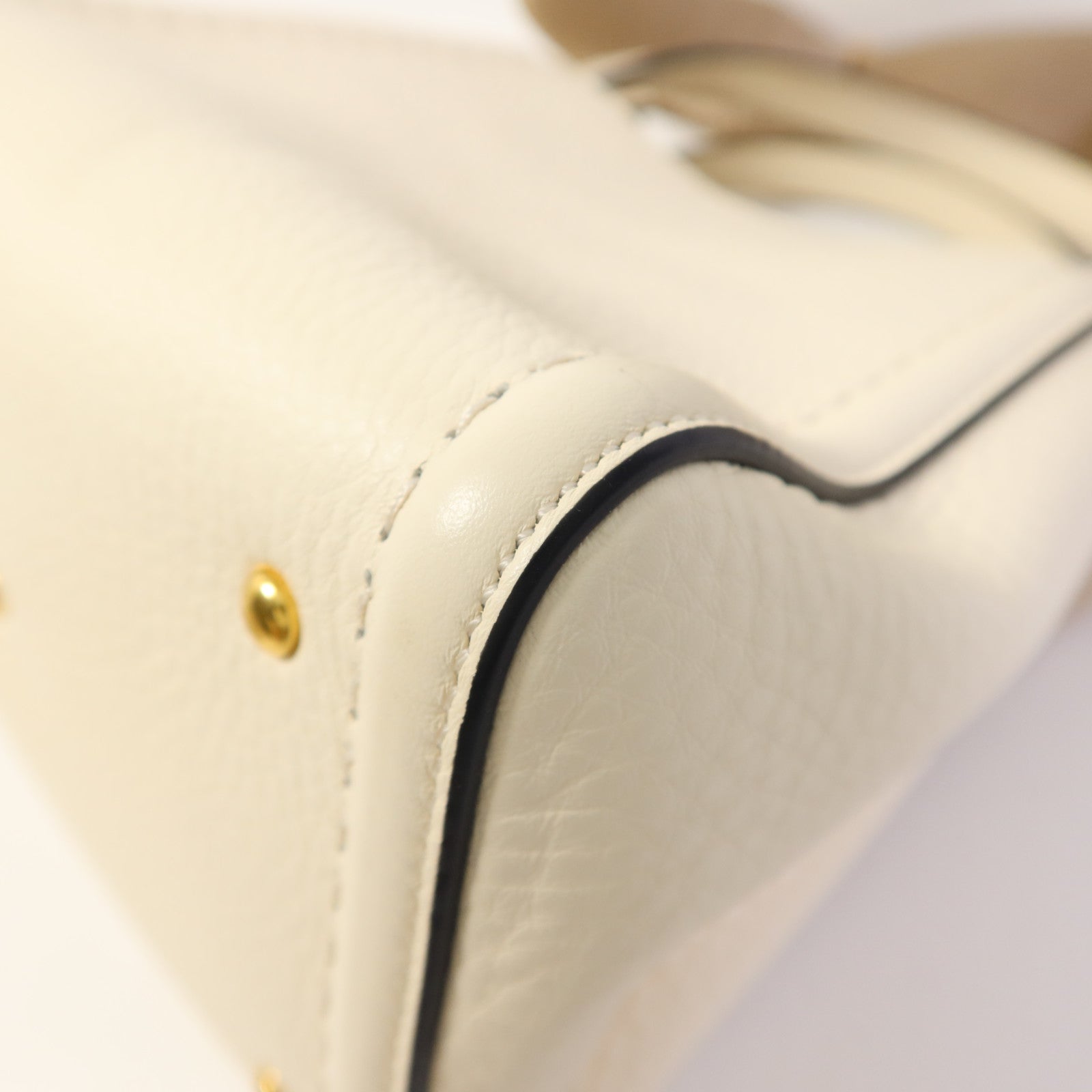 Valentino 牛皮皮革2 Way Shoulder Bag金扣手挽肩背兩用袋