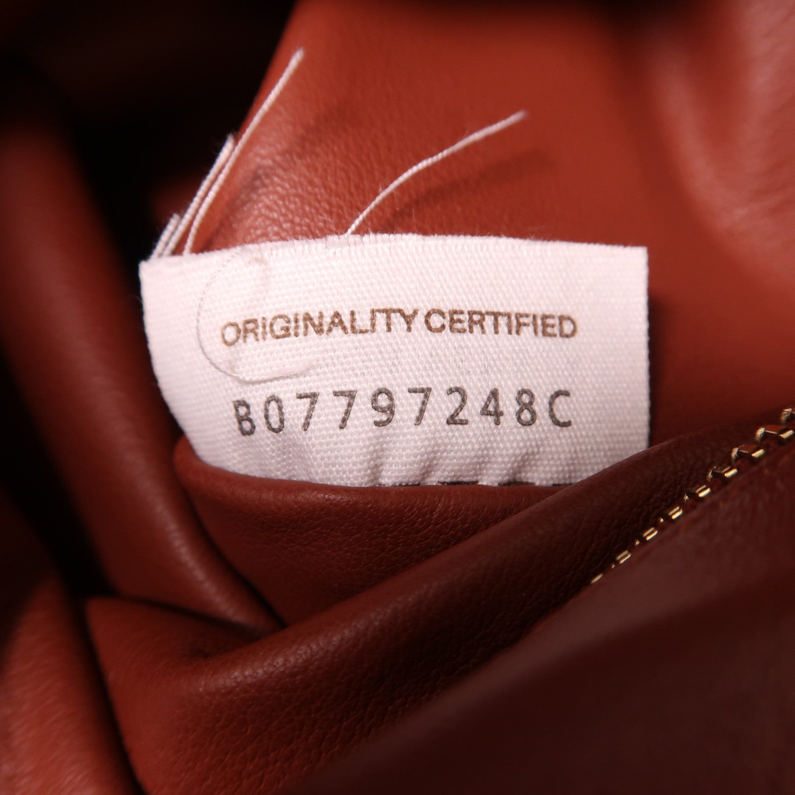 BOTTEGA VENETA 牛皮皮革Hand Bag金扣手挽袋