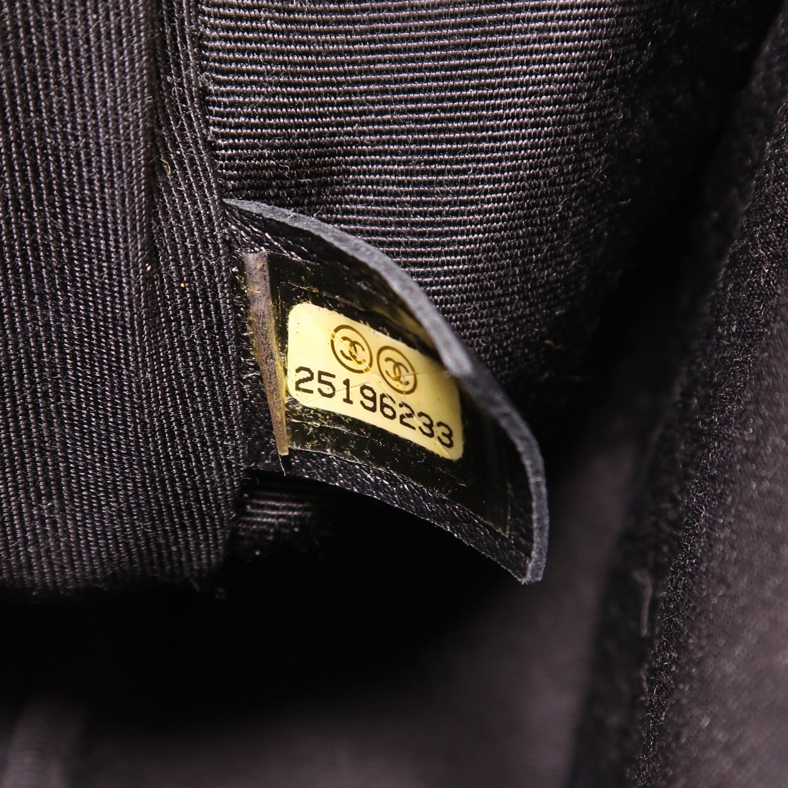 CHANEL 羊皮皮革Quilted Curve Braided 金扣鏈帶肩背袋