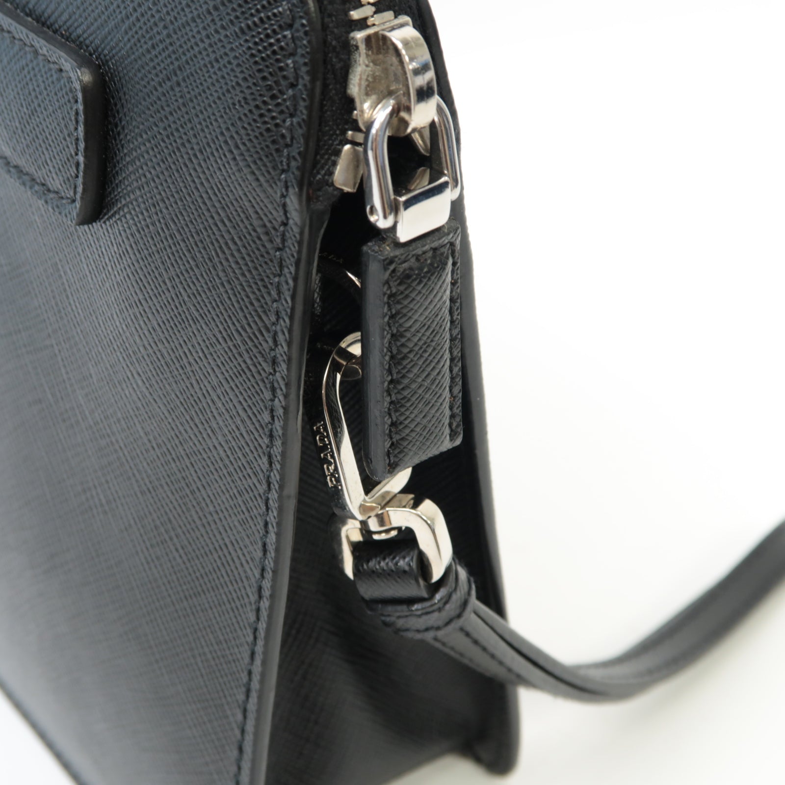 PRADA 牛皮皮革Zipped Clutch銀扣手拿包黑色
