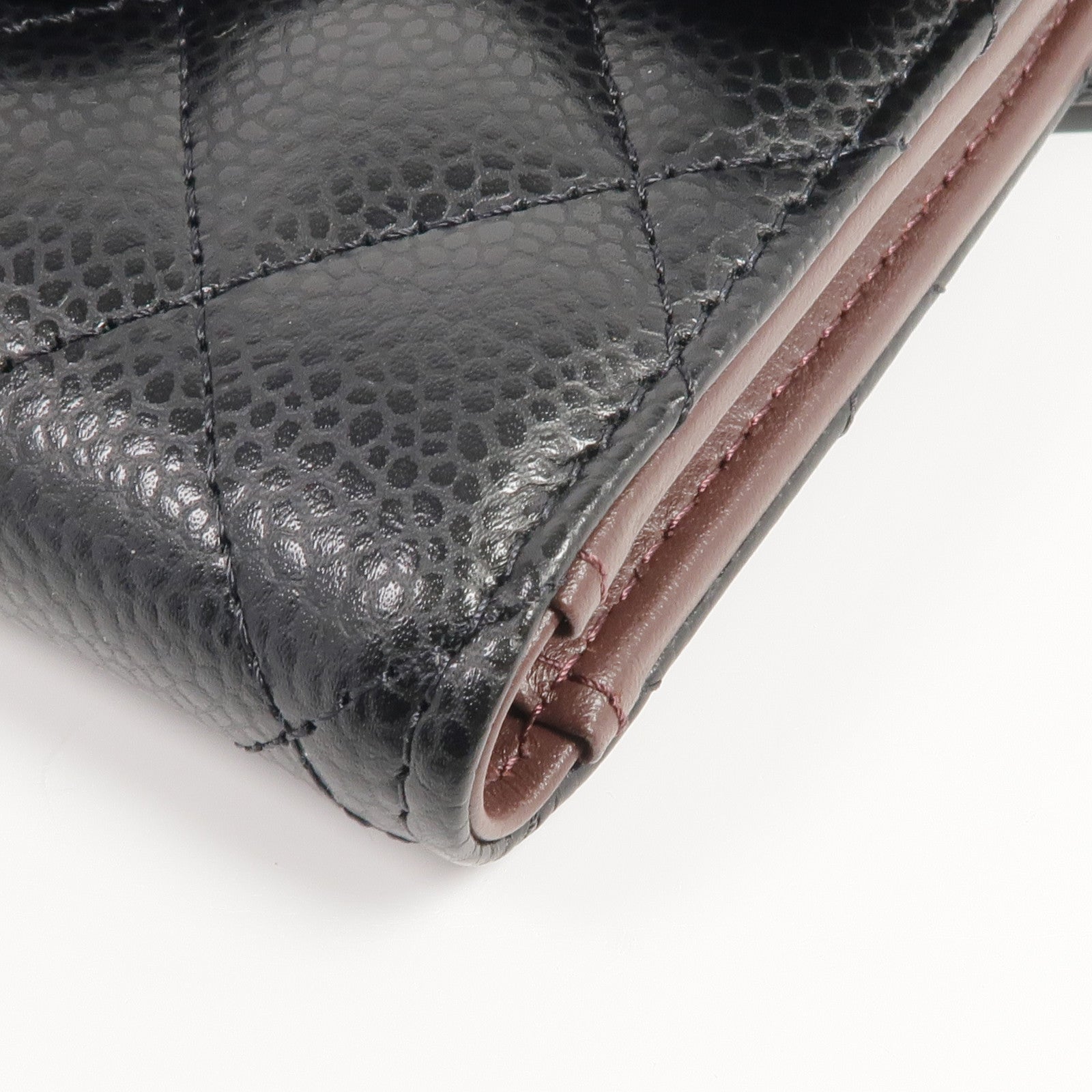 CHANEL 牛皮皮革Trifold Wallet金扣錢包