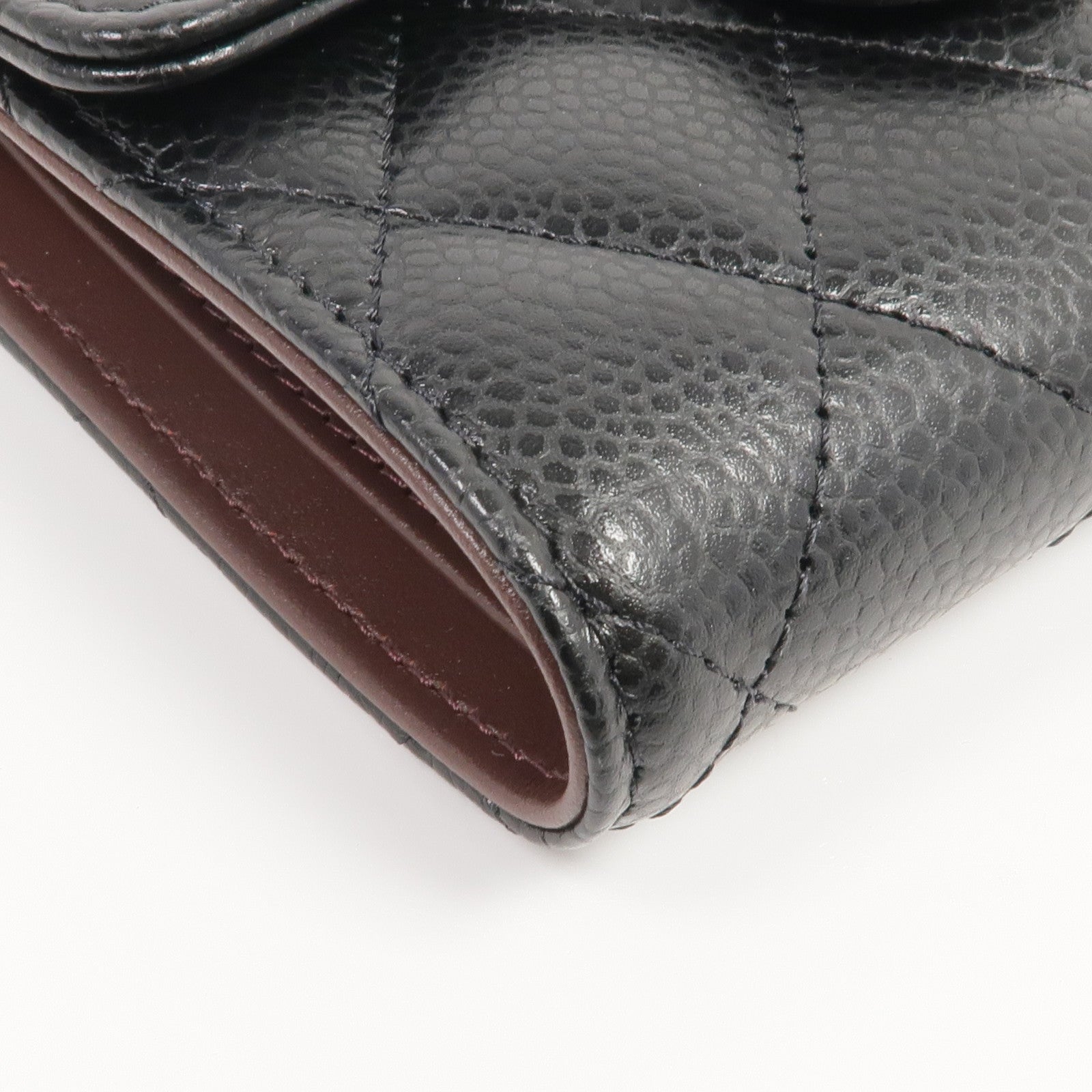 CHANEL 牛皮皮革Trifold Wallet金扣錢包