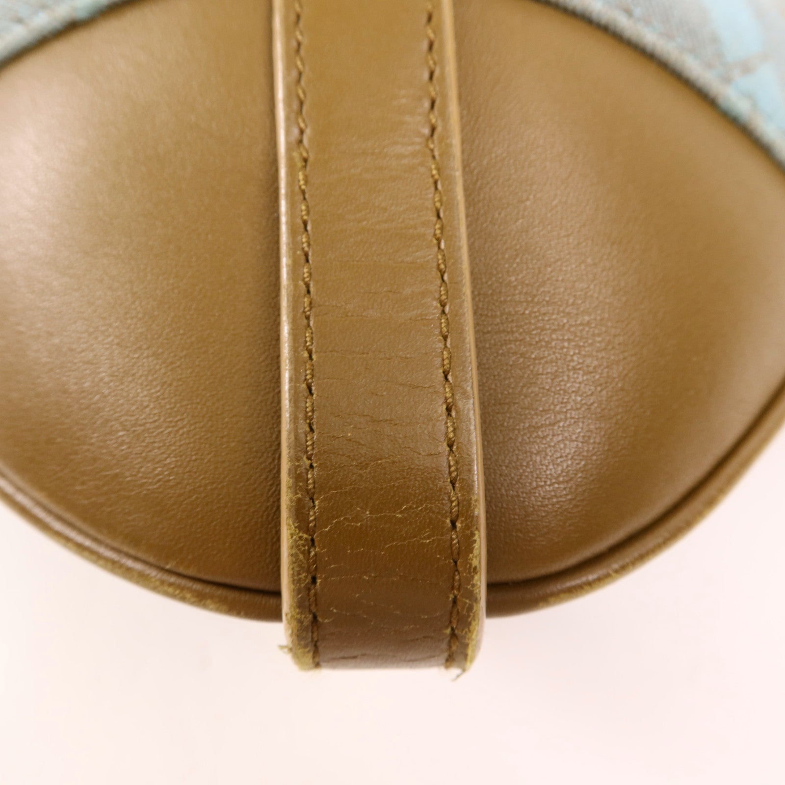 Salvatore Ferragamo 帆布Shoulder Bag金扣肩背袋