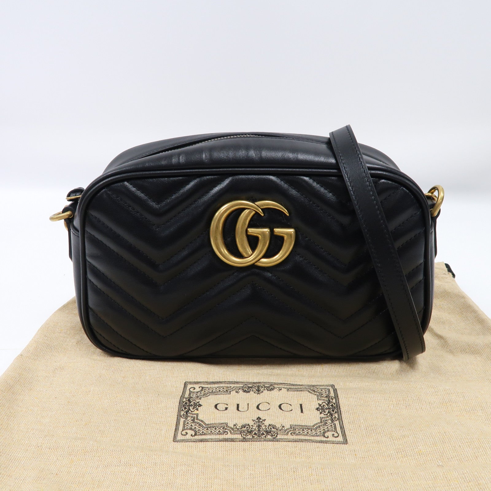 GUCCI 牛皮皮革GG Marmont金扣鏈帶肩背袋黑色