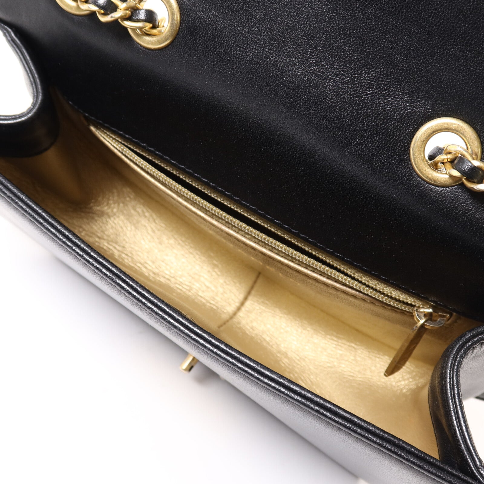 CHANEL 羊皮皮革Shoulder Bag金扣鏈帶肩背袋