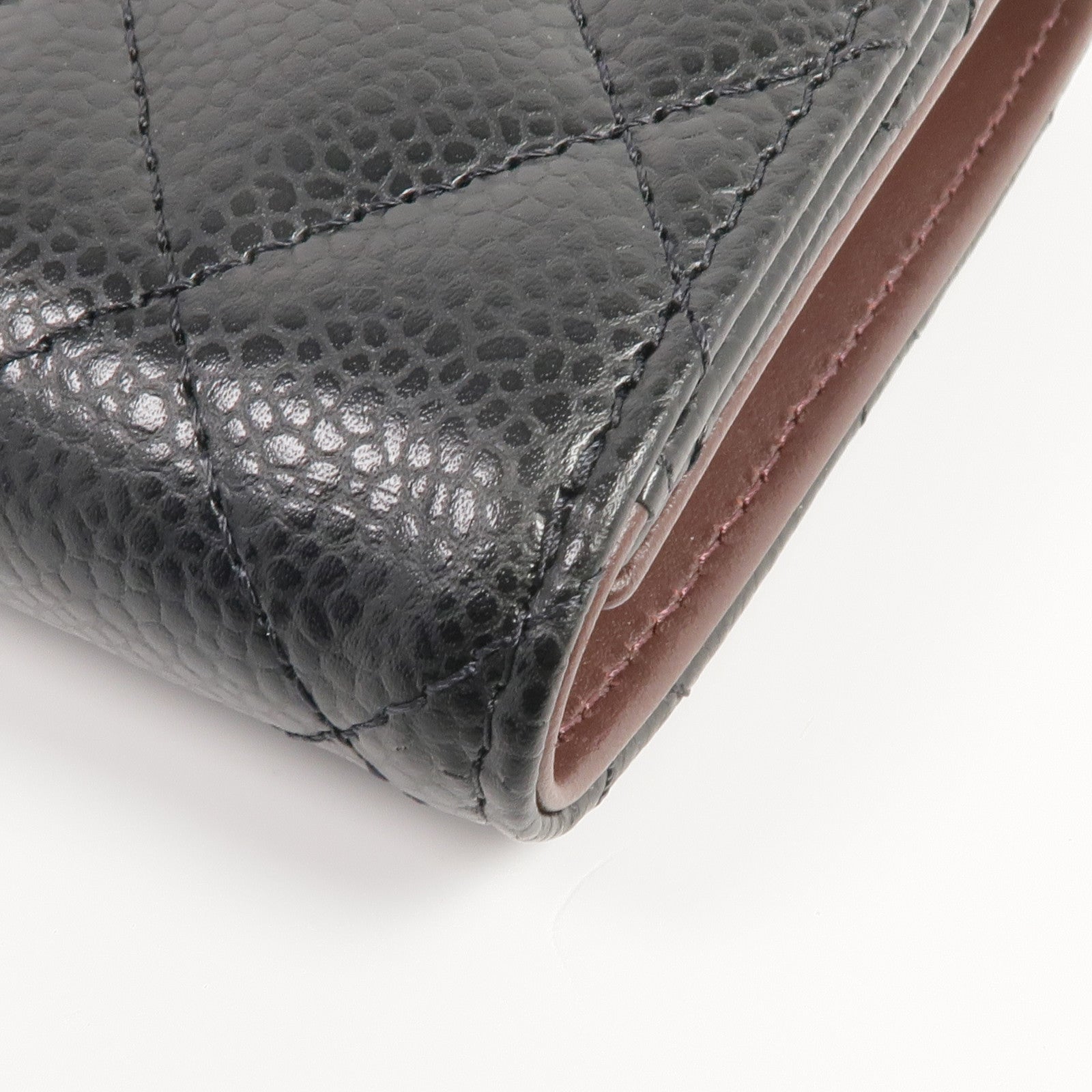 CHANEL 牛皮皮革Trifold Wallet金扣錢包