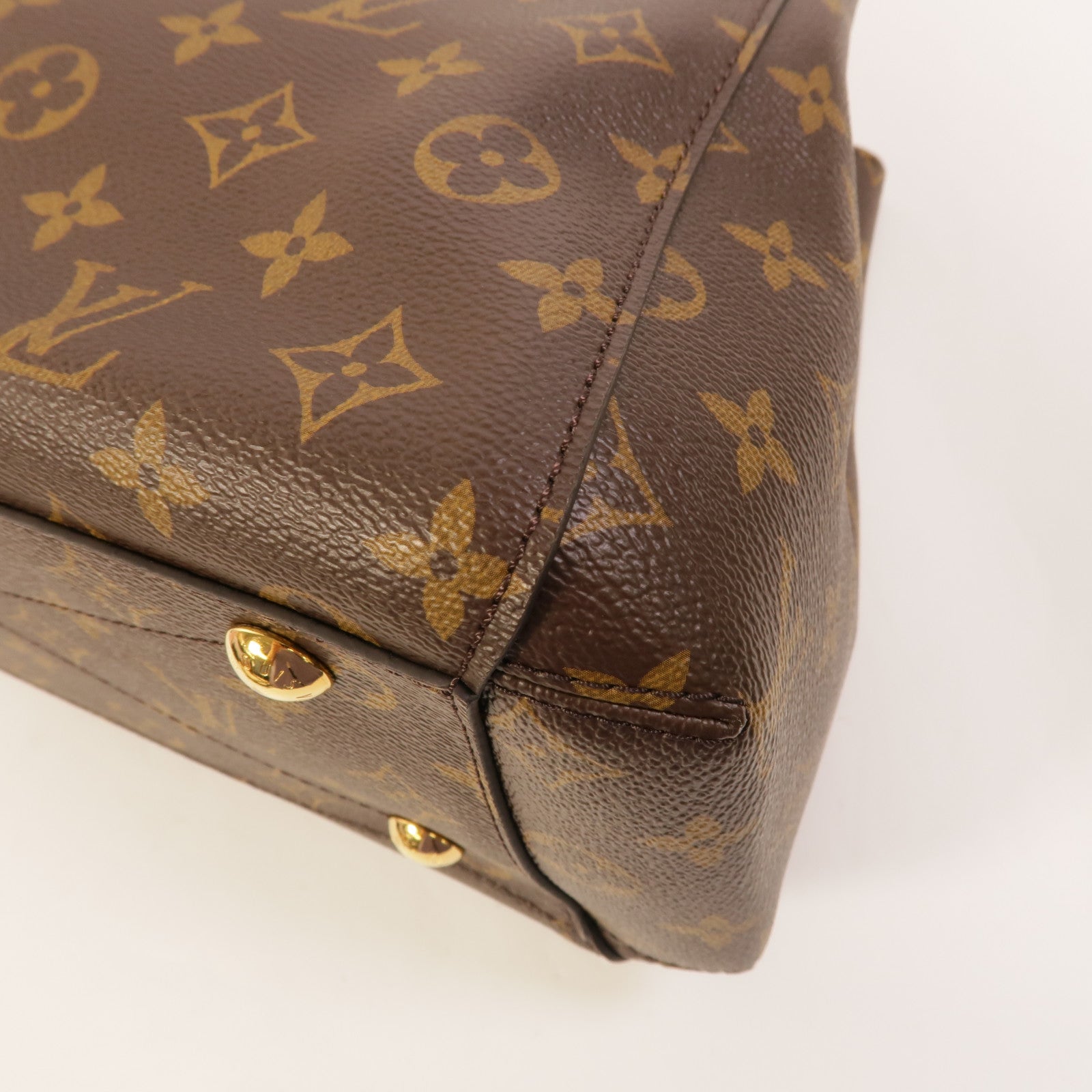 LOUIS VUITTON Monogram Montaigne MM金扣手挽肩背兩用袋