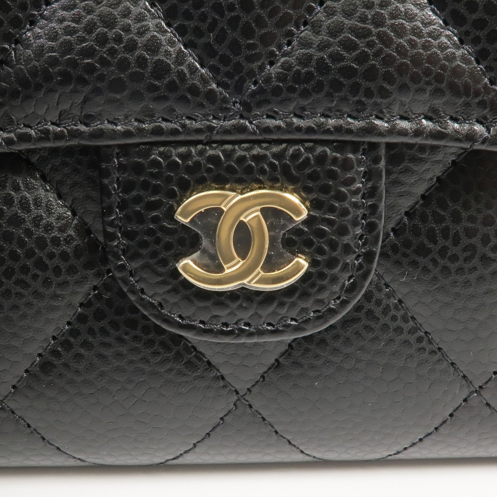CHANEL 牛皮皮革Trifold Wallet金扣錢包