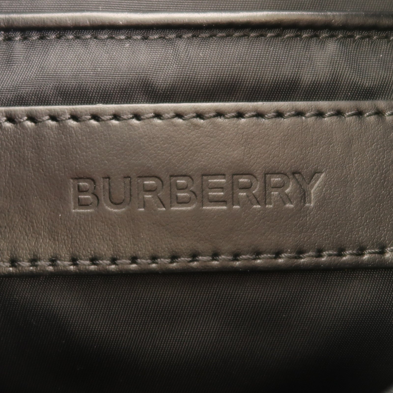 BURBERRY 尼龍Backpack銀扣背包