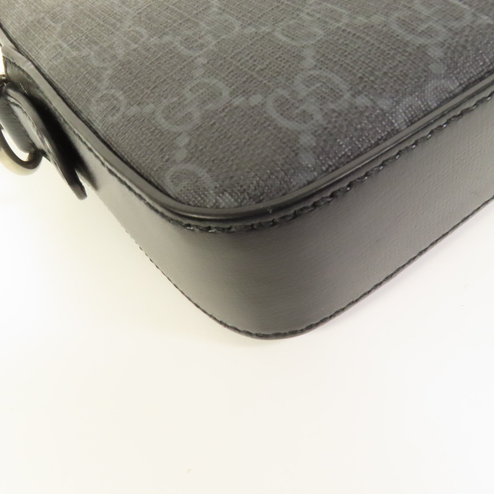 GUCCI 塗層帆布Shoulder Bag銀扣肩背袋