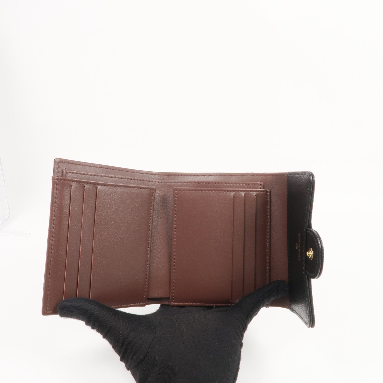 CHANEL 牛皮皮革Trifold Wallet金扣錢包