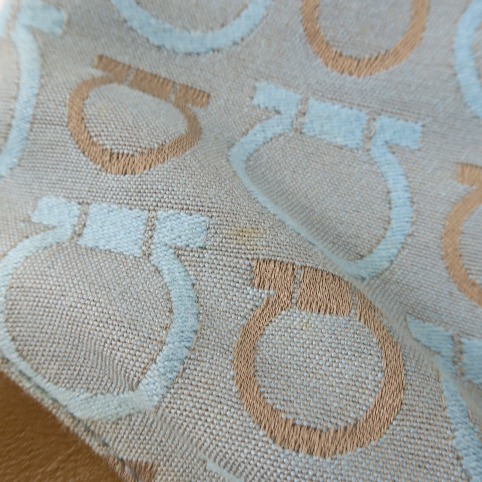 Salvatore Ferragamo 帆布Shoulder Bag金扣肩背袋