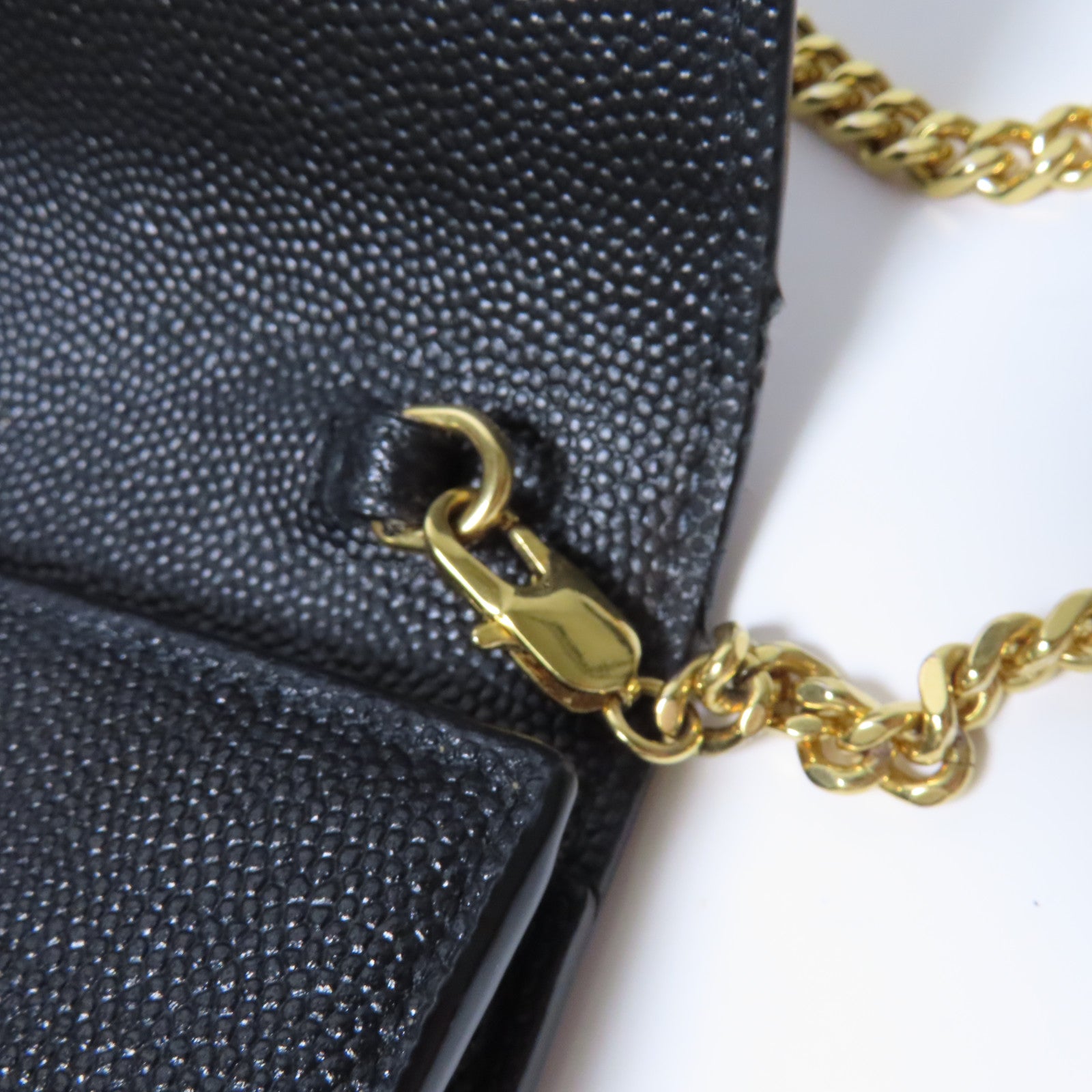 YVES SAINT LAURENT 牛皮皮革Chain Shoulder金扣鏈帶肩背袋肩背袋黑色