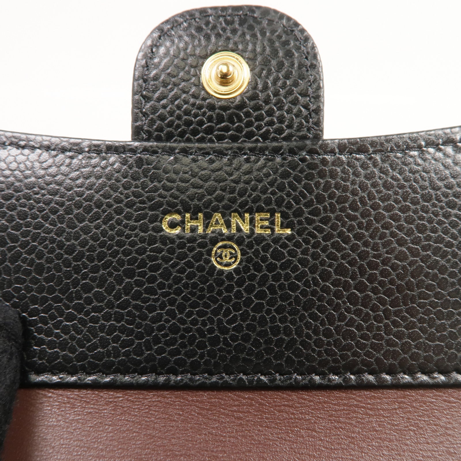 CHANEL 牛皮皮革Trifold Wallet金扣錢包