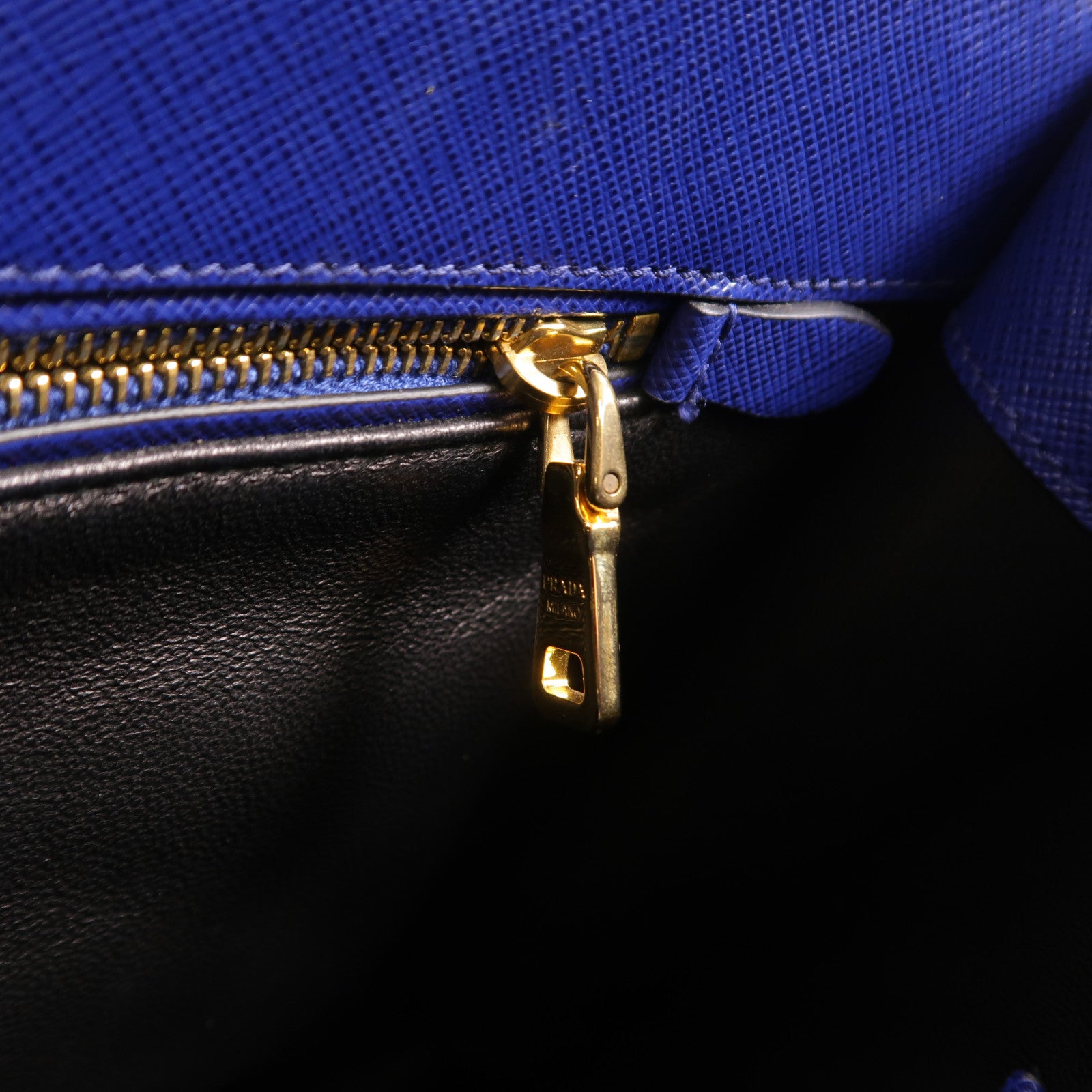 PRADA 牛皮皮革Hand Bag手挽袋