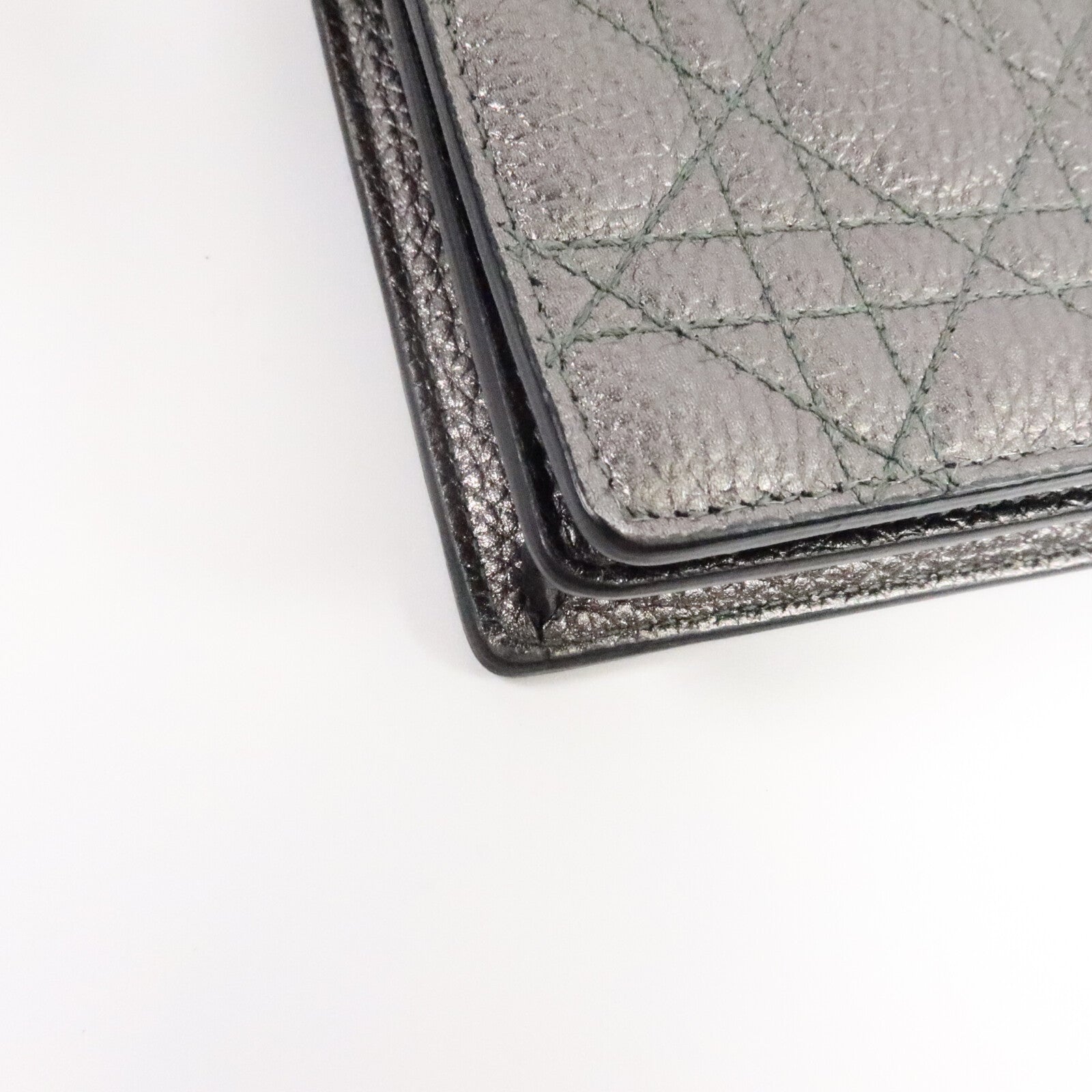 Dior 牛皮皮革Wallet On Cahin手拿包