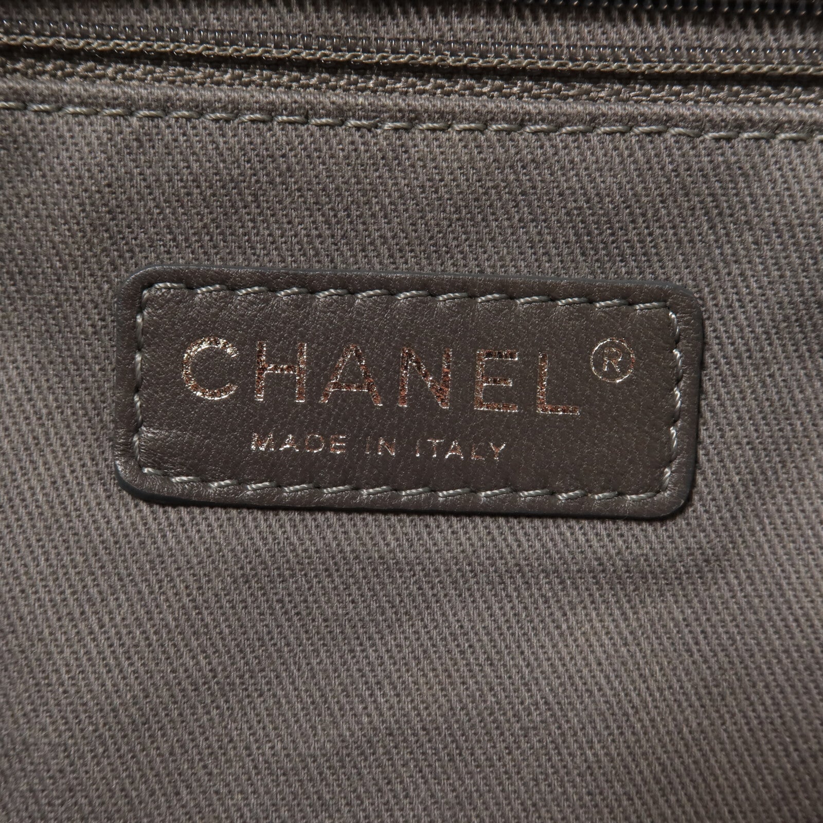CHANEL 牛皮皮革Chain Shoulder鏈帶肩背袋