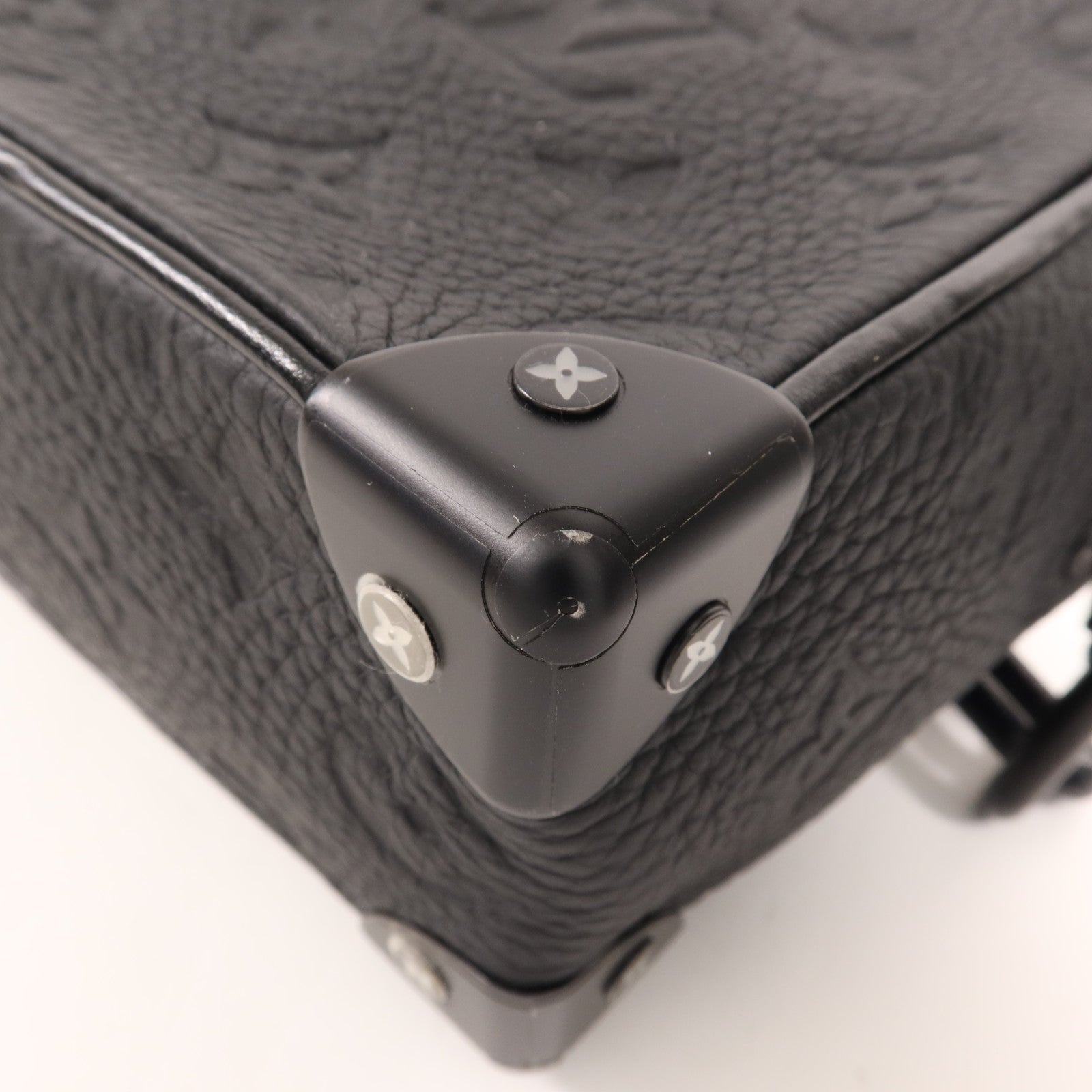 LOUIS VUITTON Monogram Taurillon Mini Soft Trunk肩背袋