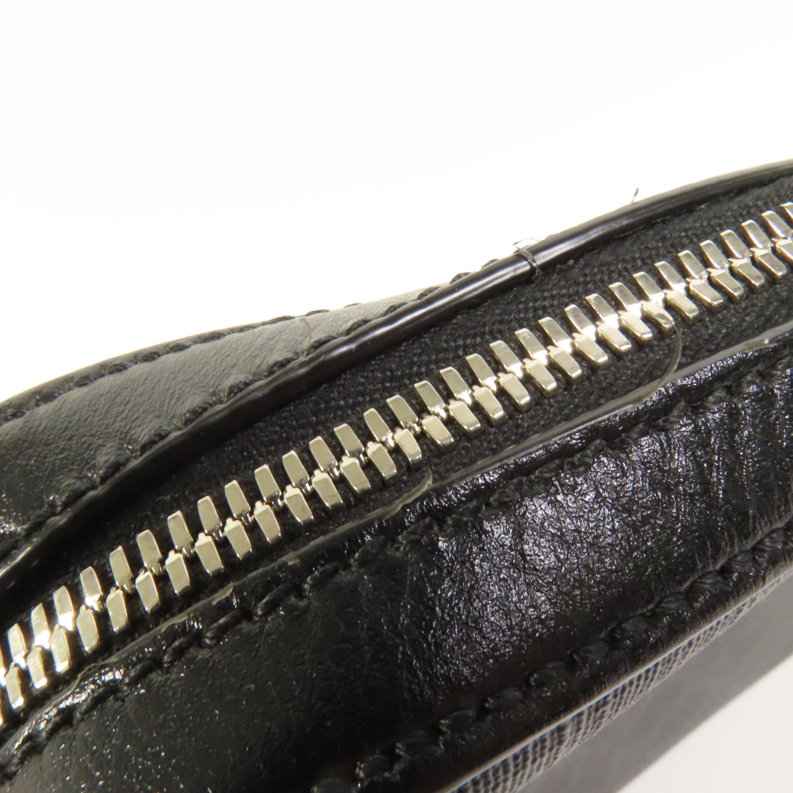 GUCCI 塗層帆布Shoulder Bag銀扣肩背袋