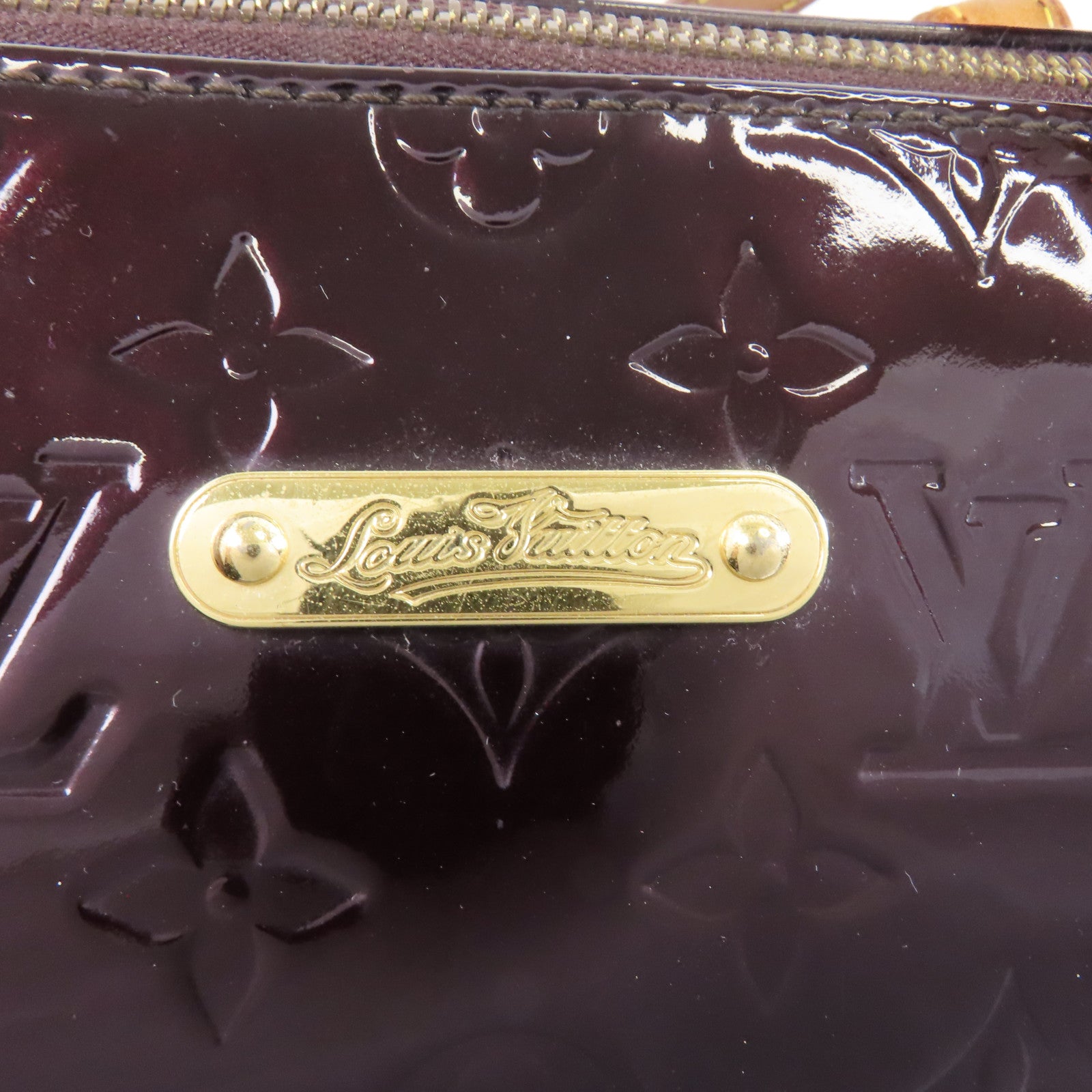 LOUIS VUITTON Vernis Bellevue GM金扣手挽袋酒紅色
