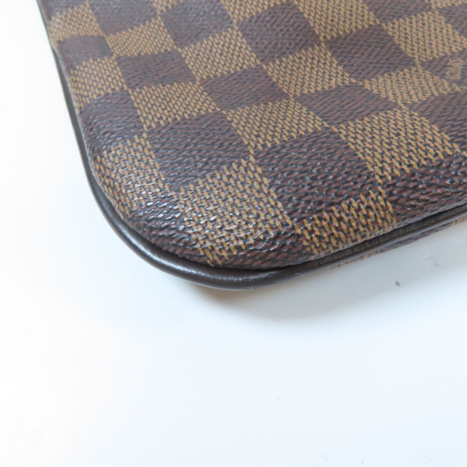 LOUIS VUITTON Damier Ebene Clifton金扣肩背袋啡色