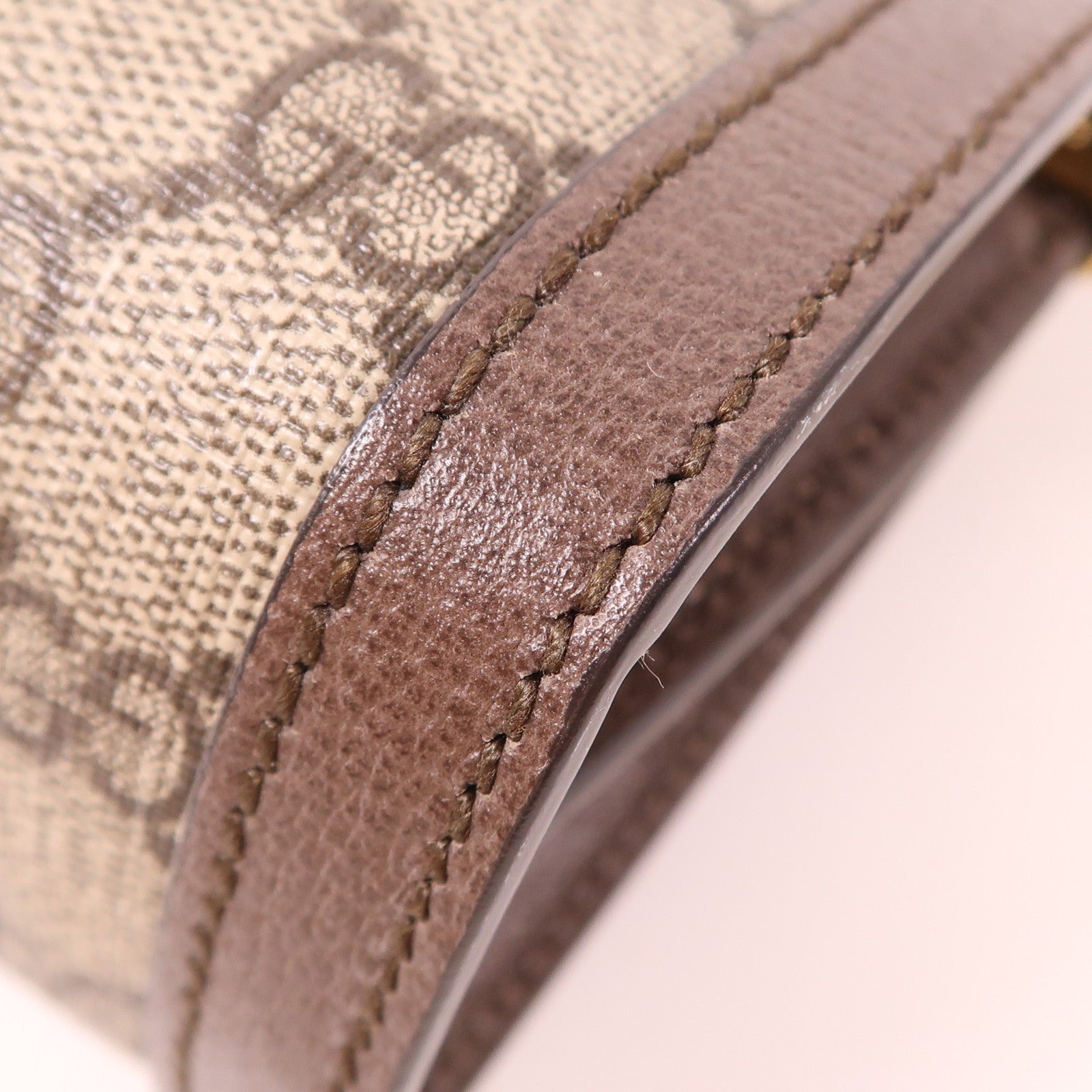 GUCCI 塗層帆布GG Supreme Ophidia金扣鏈帶肩背袋