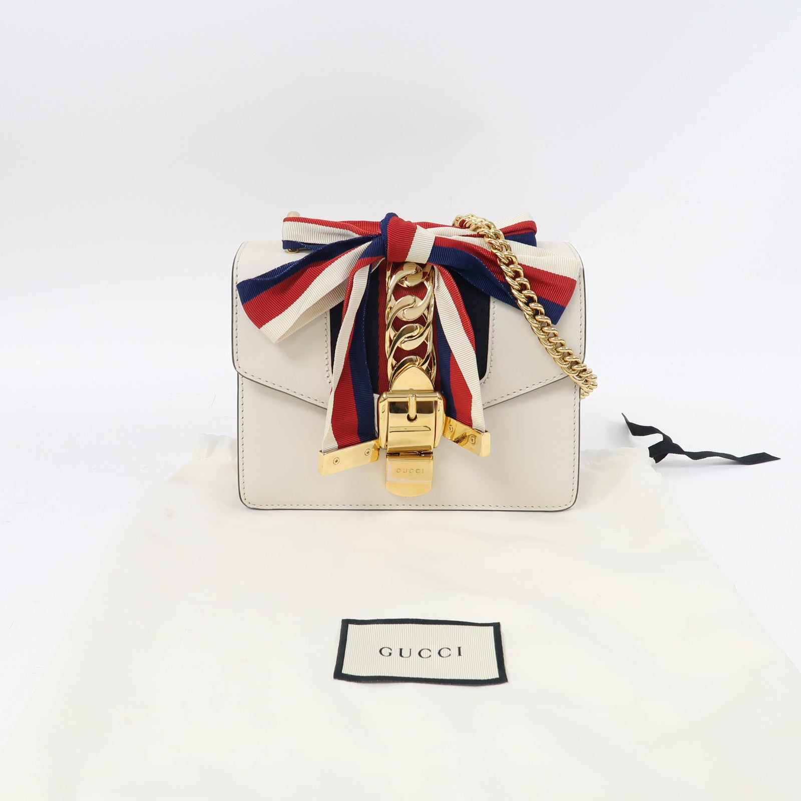 GUCCI 【激減優惠】牛皮皮革Sylvie金扣鏈帶肩背袋白色