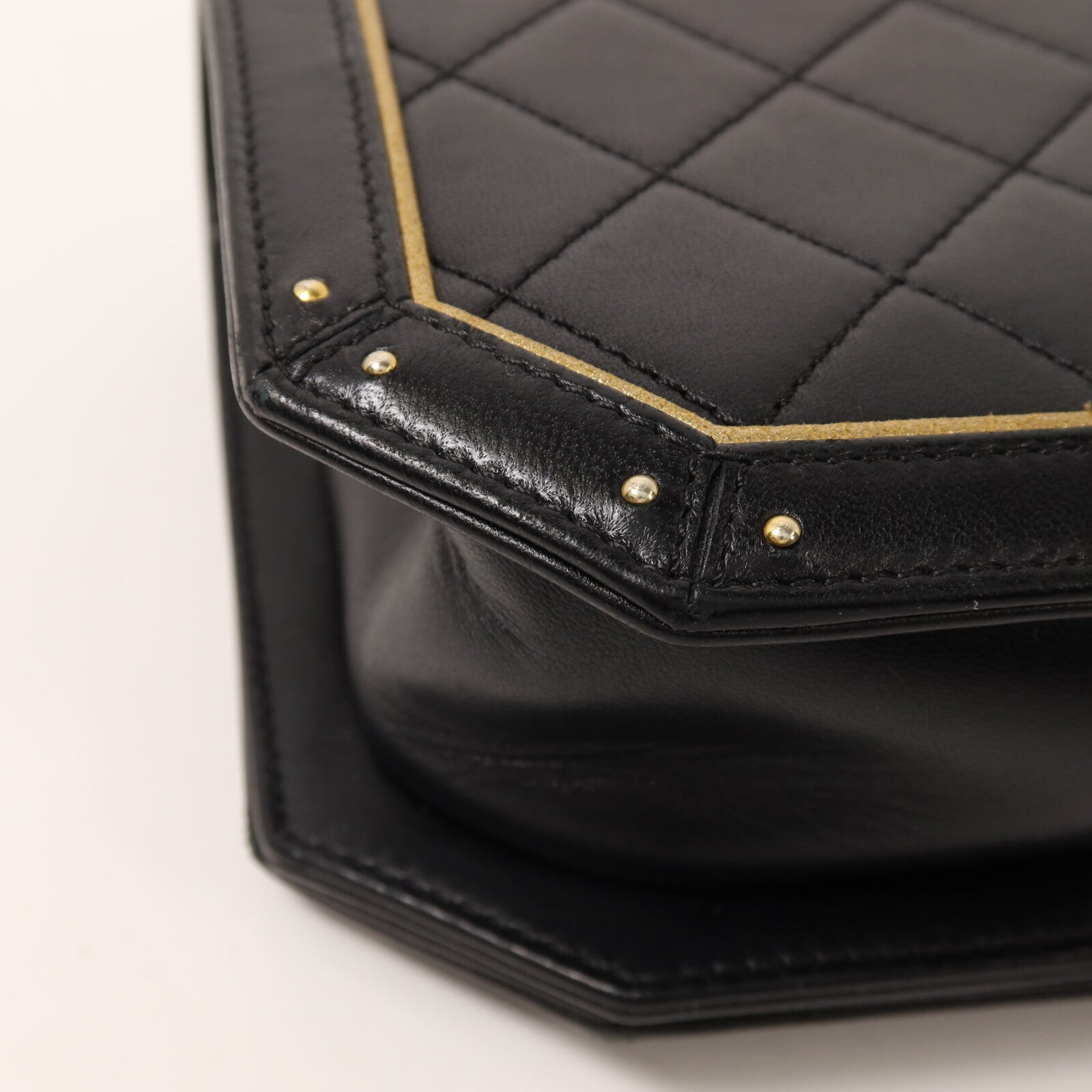 CHANEL 羊皮皮革Shoulder Bag金扣鏈帶肩背袋