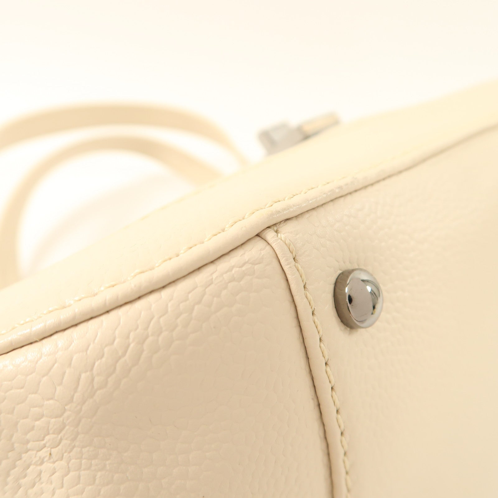CHANEL 牛皮皮革Quilted Mademoiselle Flap Bag肩背袋