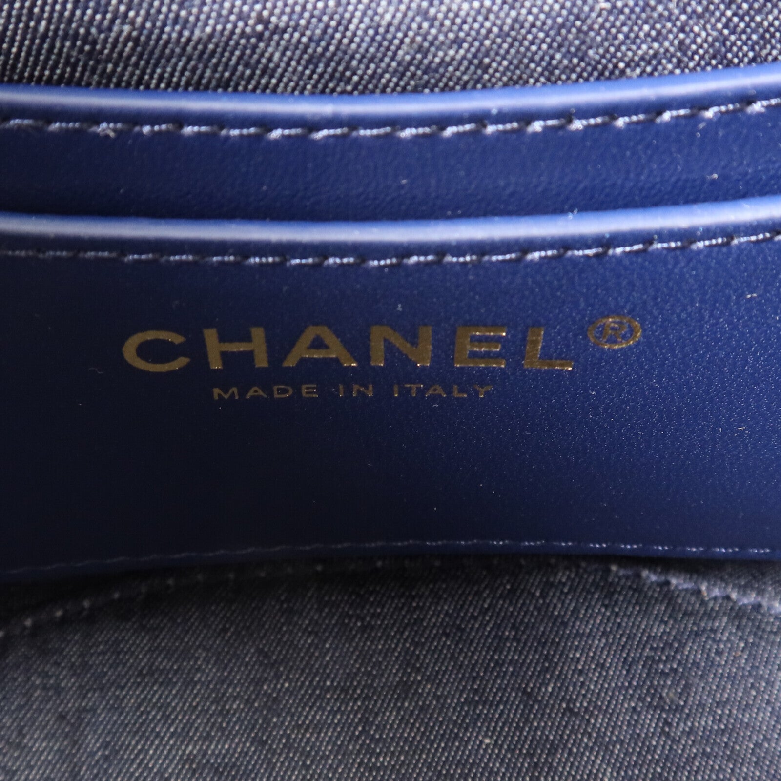 CHANEL 羊皮皮革Vanity Case金扣鏈帶肩背袋