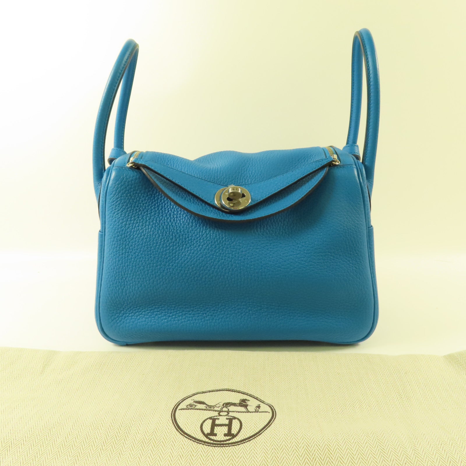 HERMES Clemence皮革Lindy 26銀扣手挽肩背兩用袋Bleu Frida