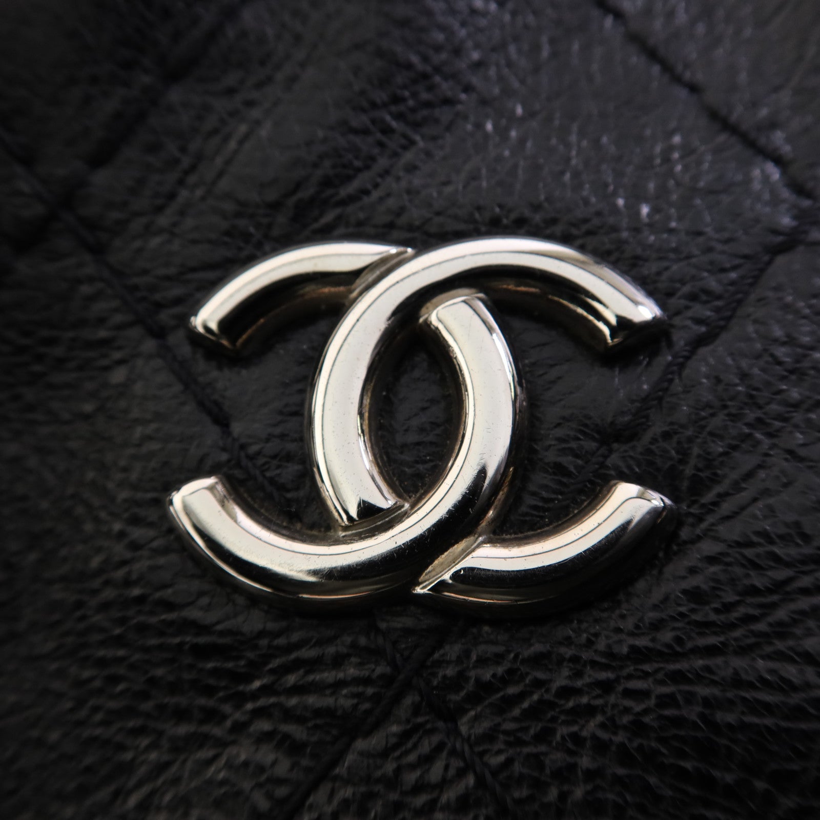 CHANEL 牛皮皮革Tote Bag銀扣肩背袋