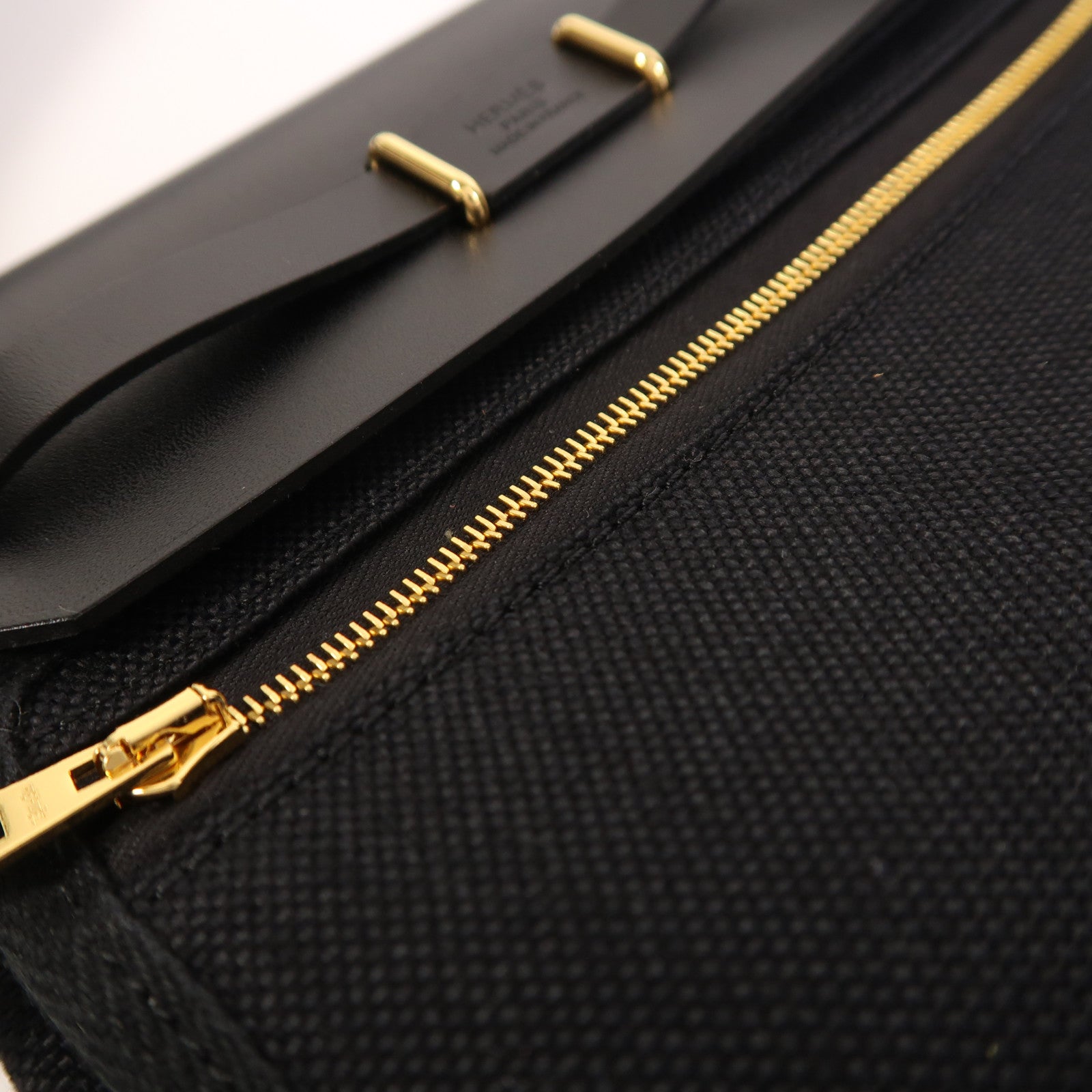 HERMES 帆布Mini Herbag金扣肩背袋