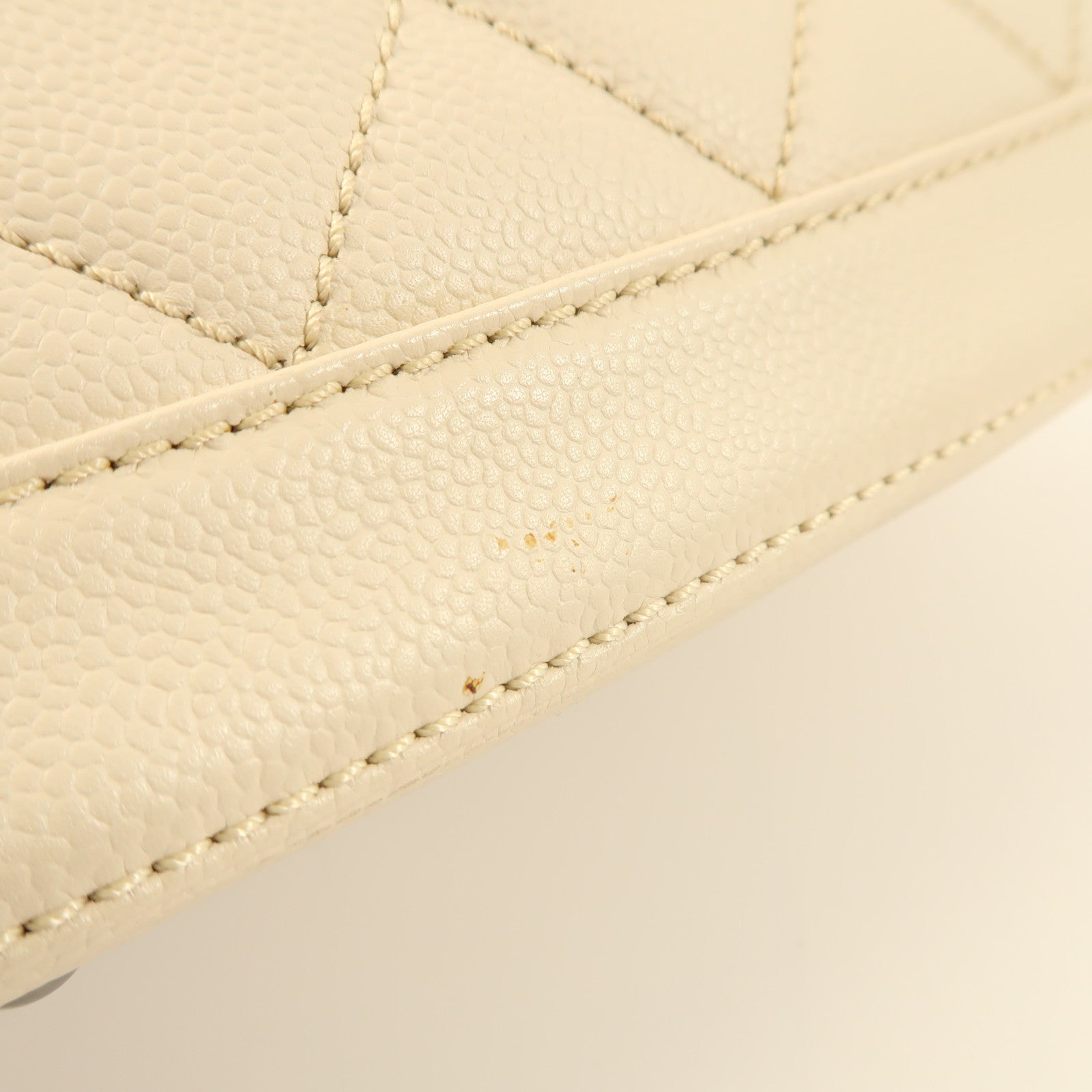 CHANEL 牛皮皮革Quilted Mademoiselle Flap Bag肩背袋