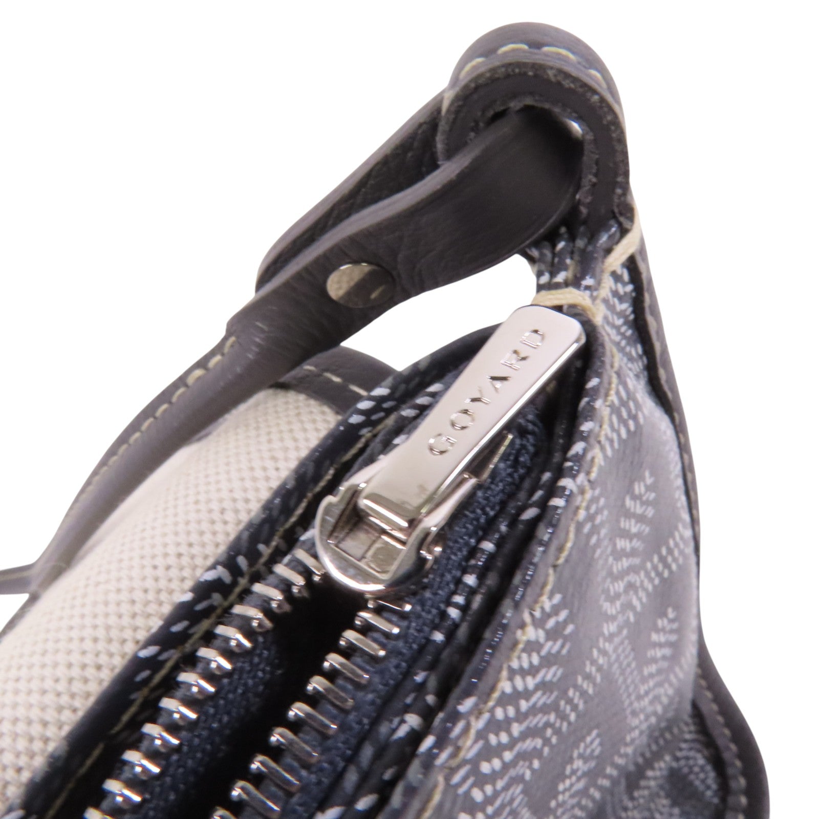 GOYARD 塗層帆布Plumet Pocket Wallet銀扣錢包肩背兩用袋