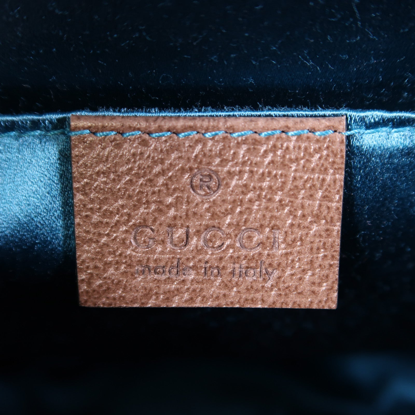 GUCCI 塗層帆布GG Supreme Ophidia金扣鏈帶肩背袋
