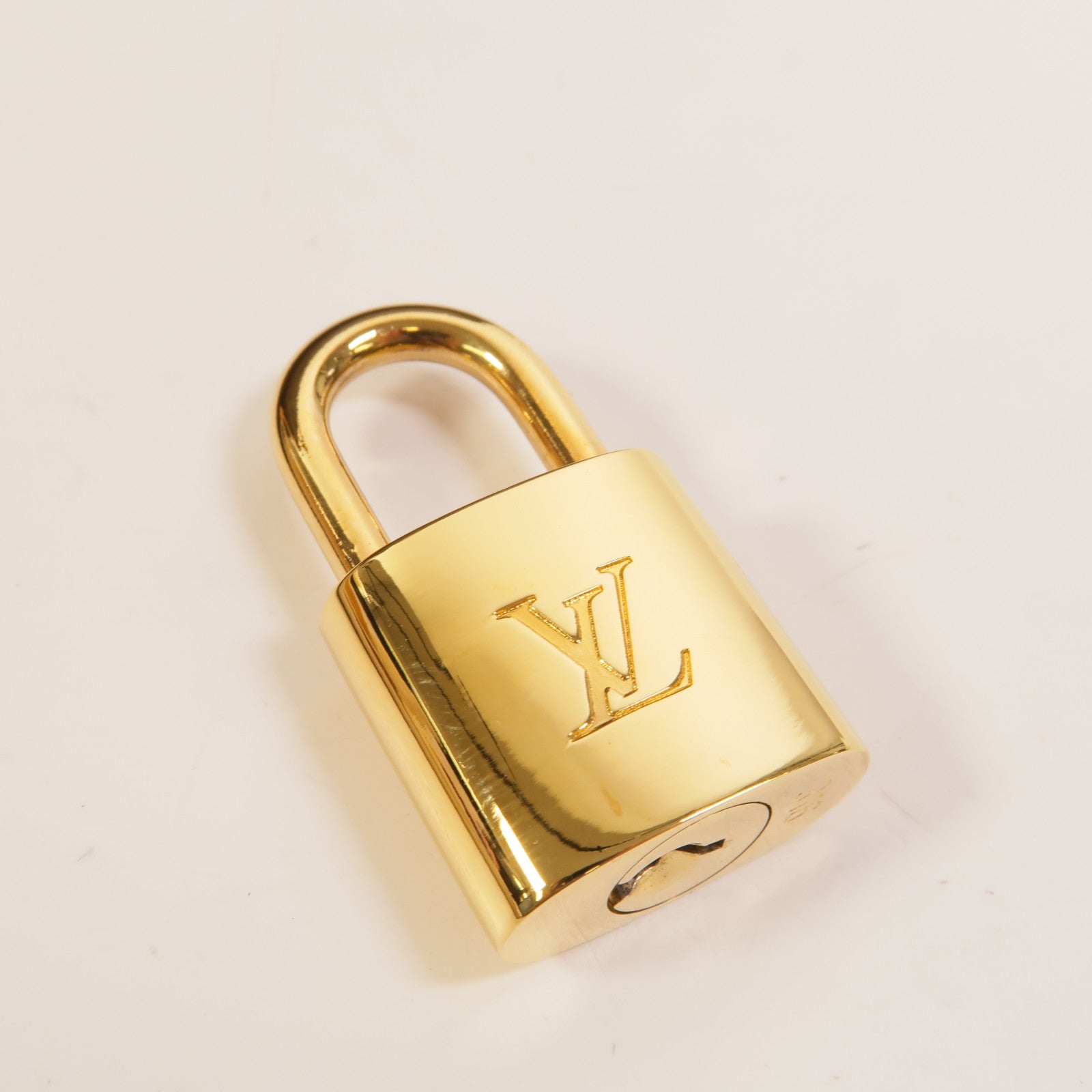 LOUIS VUITTON Monogram Montaigne MM金扣手挽肩背兩用袋