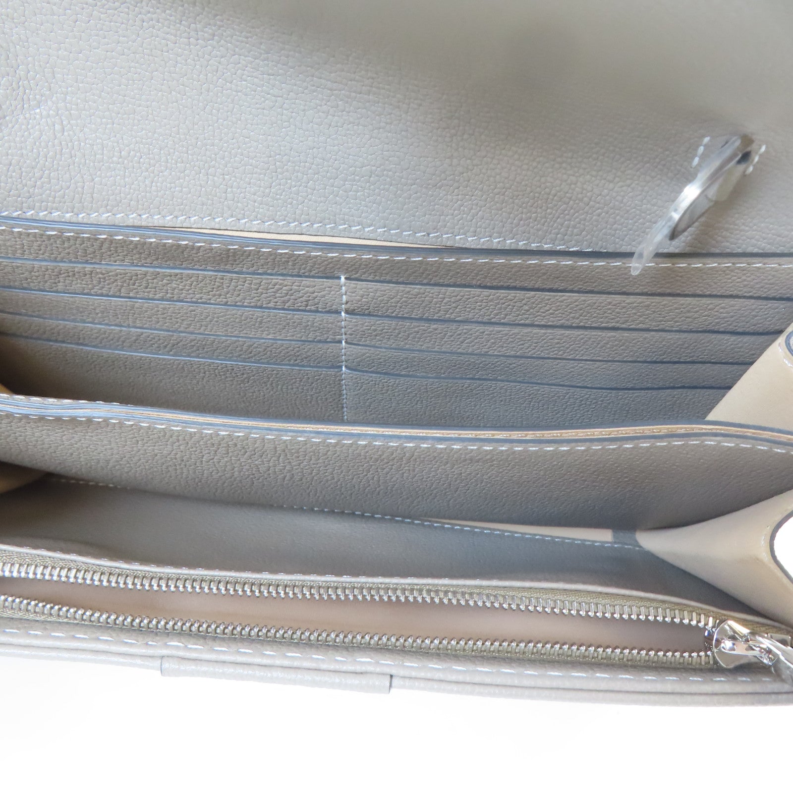 SELECTION 【激減優惠】牛皮皮革Delvaux Brillant Long Wallet Chain銀扣鏈帶肩背袋灰色