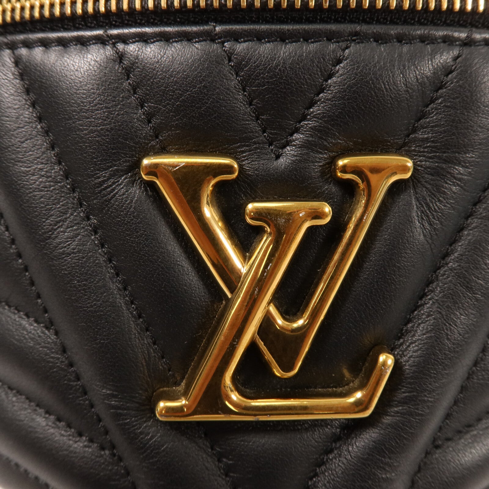 LOUIS VUITTON 牛皮皮革New Wave Bumbag腰包