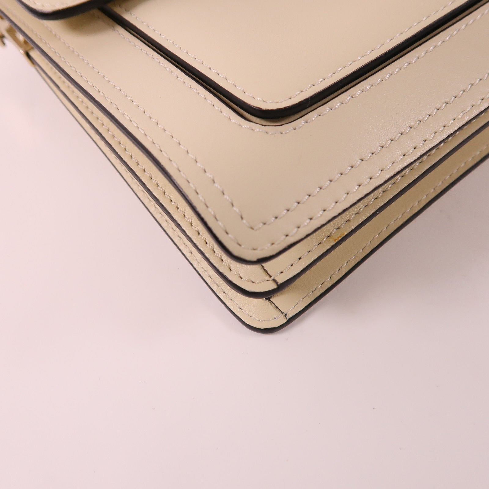 Valentino 【激減優惠】牛皮皮革Shoulder Bag金扣手挽肩背兩用袋