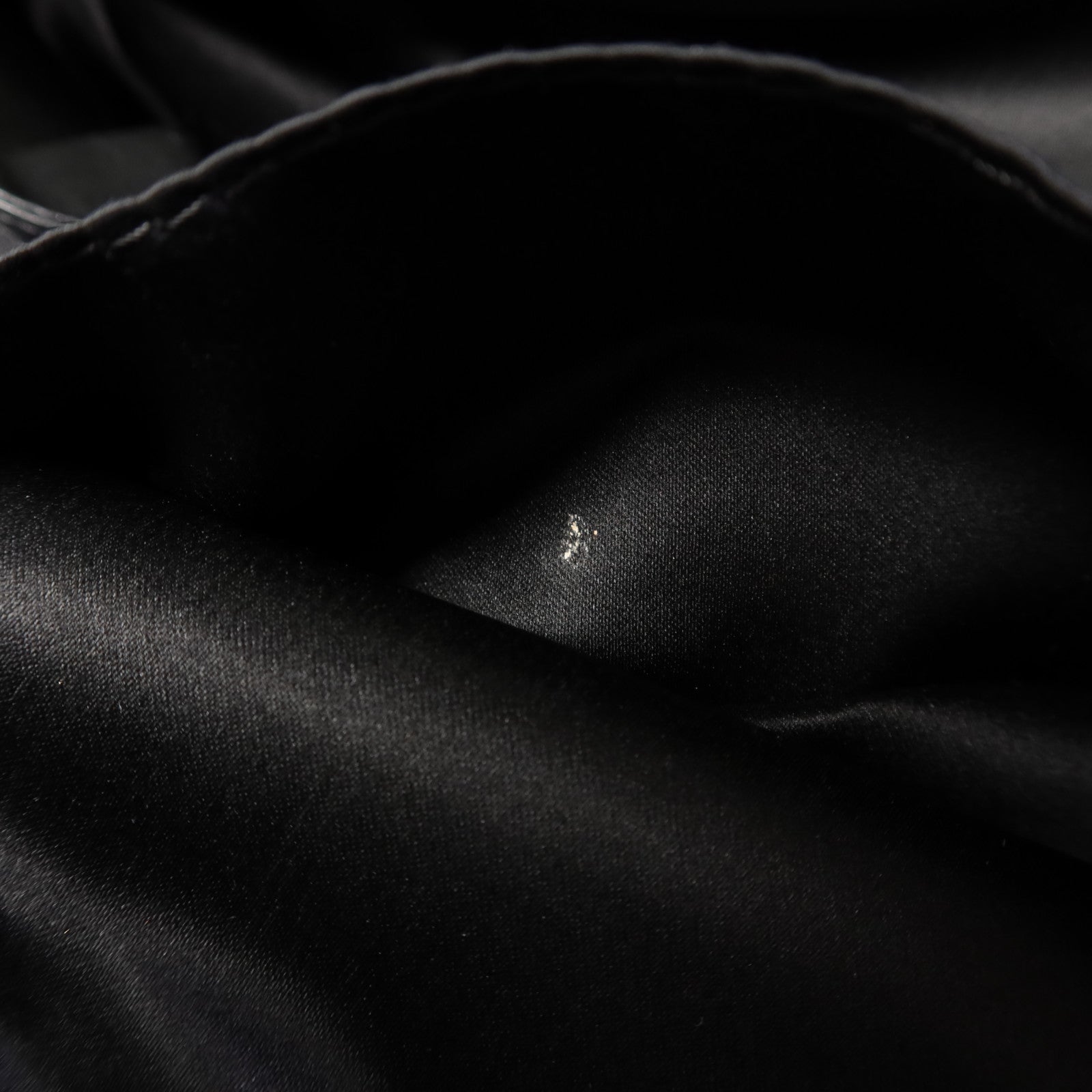 CHANEL 牛皮皮革Tote Bag銀扣肩背袋