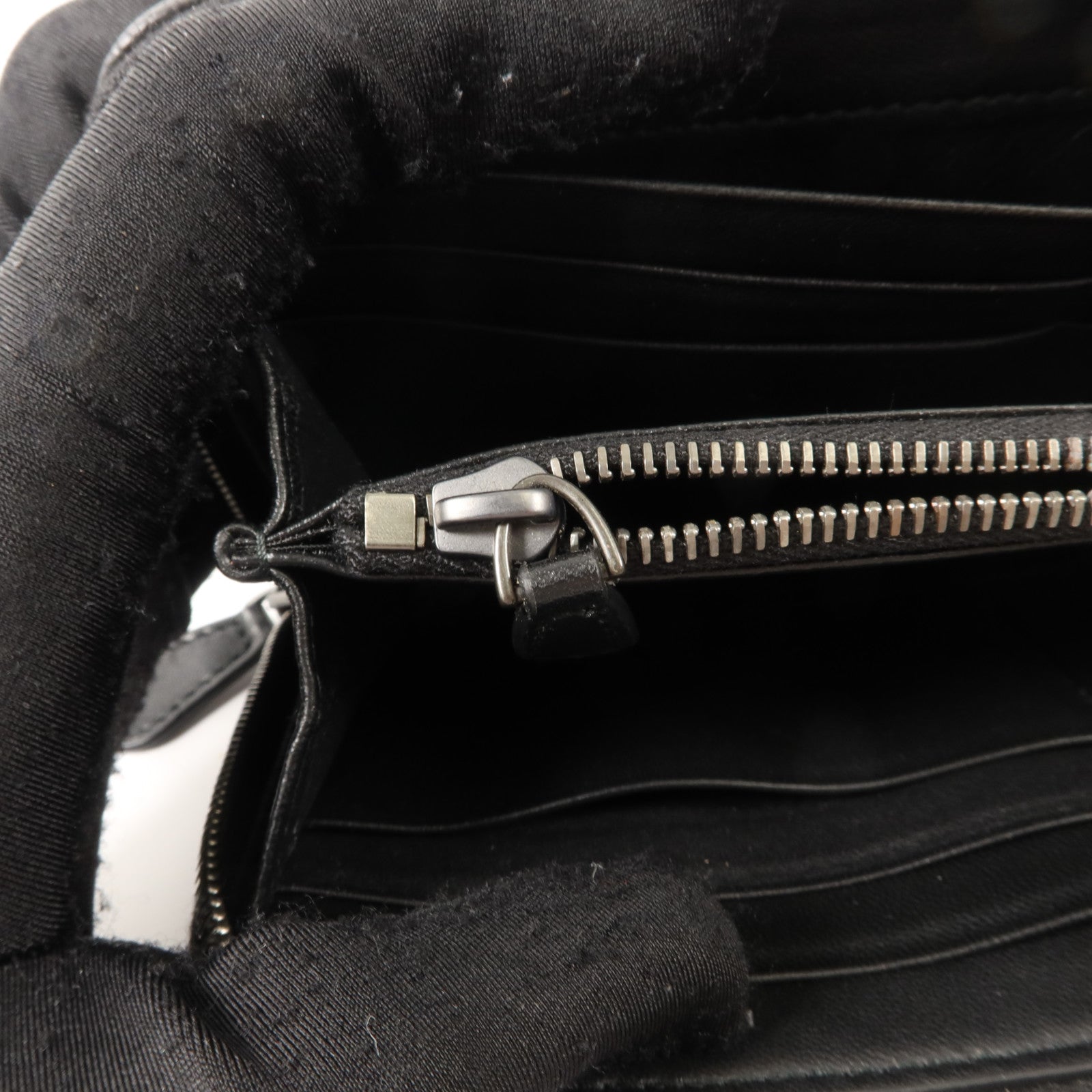 BOTTEGA VENETA 羊皮皮革Zipper Long Wallet長錢包