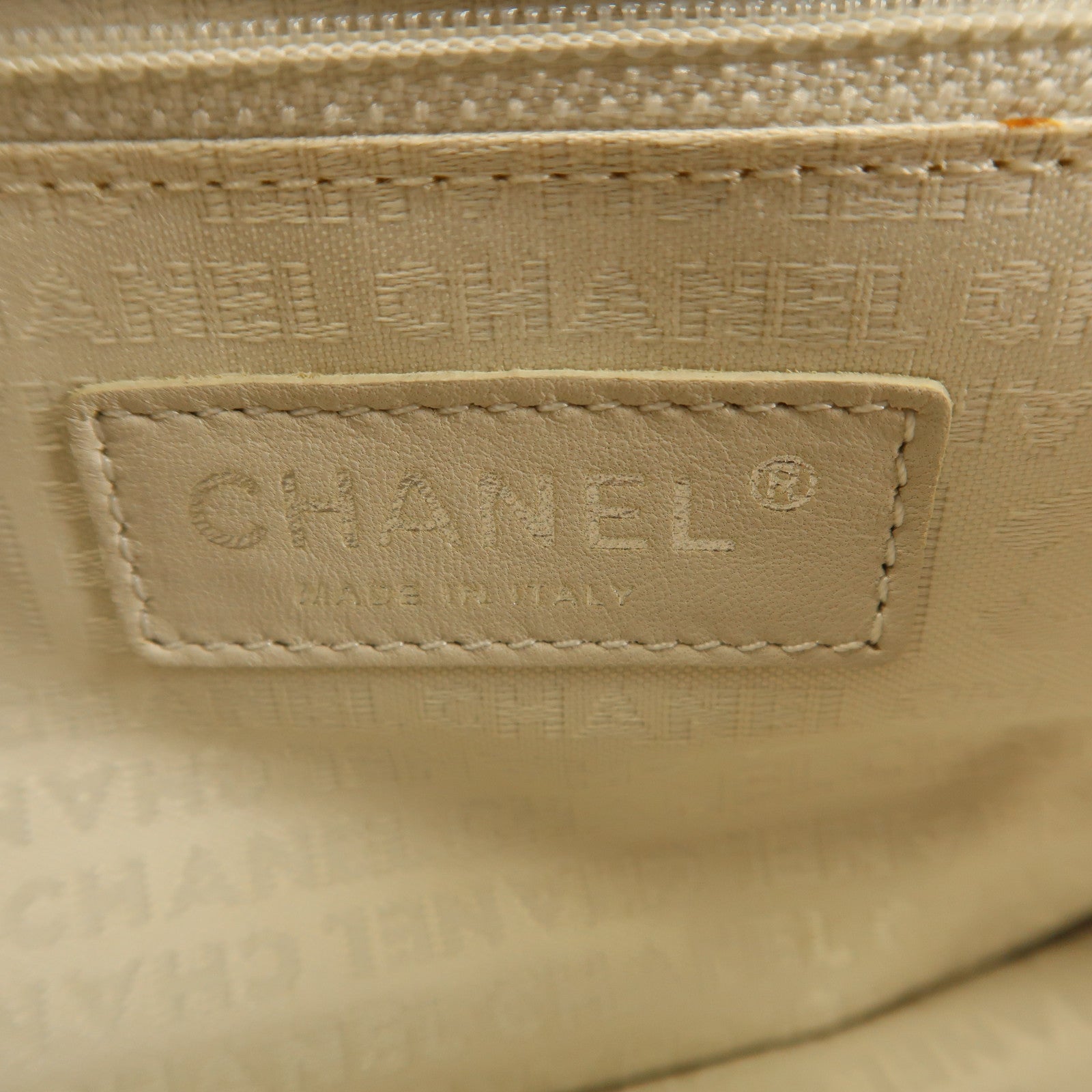 CHANEL 牛皮皮革Quilted Mademoiselle Flap Bag肩背袋