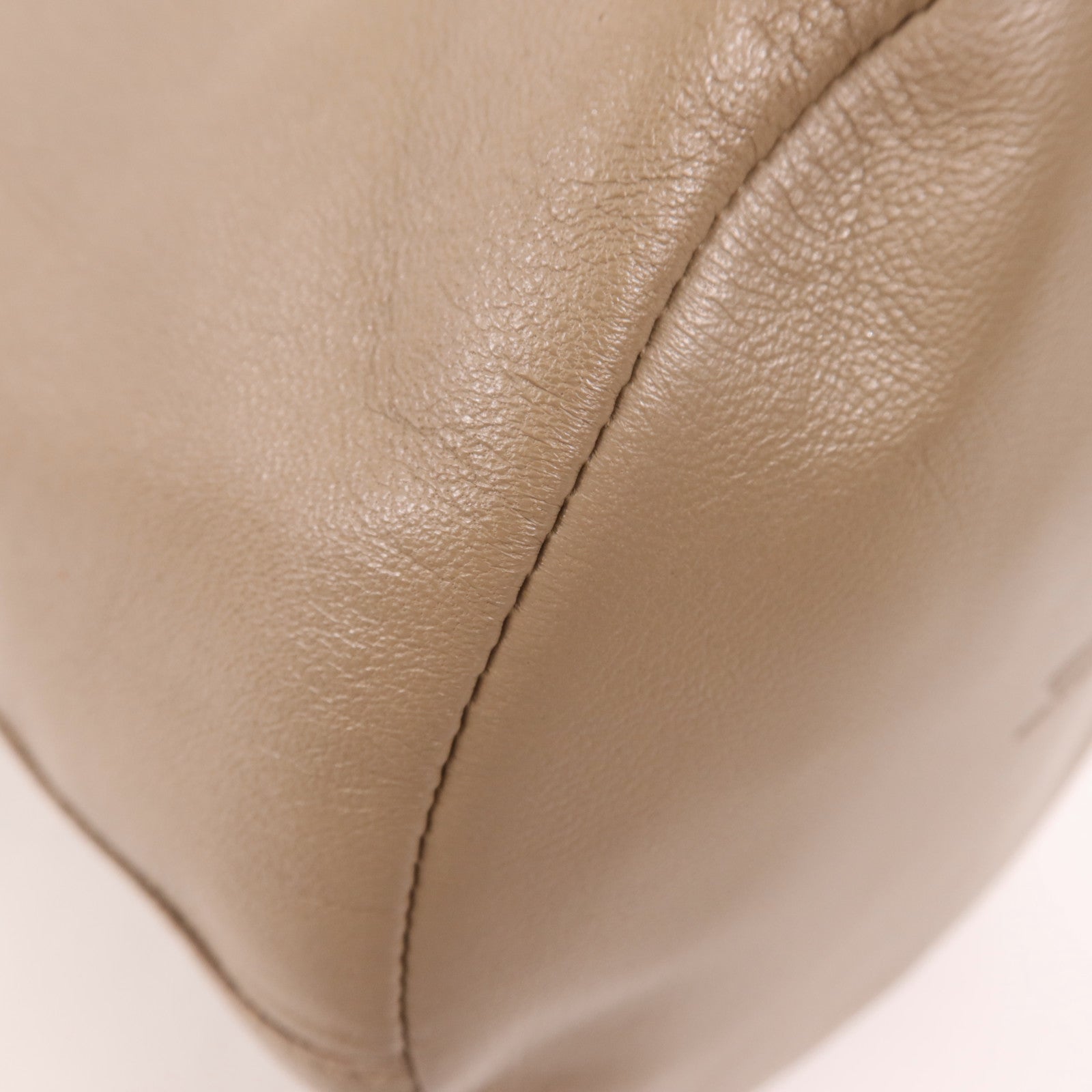 HERMES Milo皮革Bucket Bag銀扣手拿包Etoupe