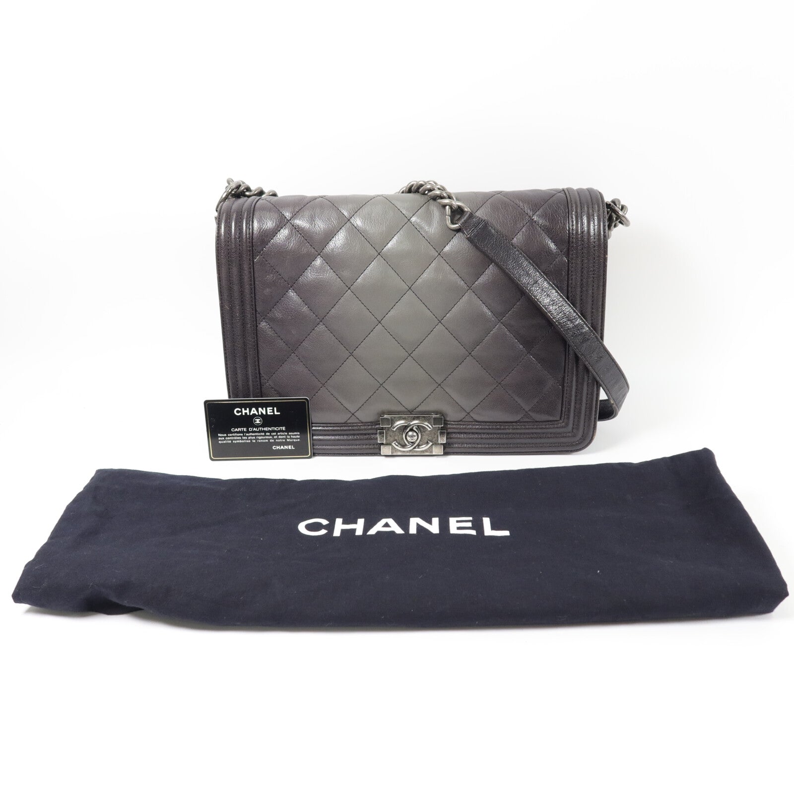 CHANEL 牛皮皮革Boy 30鏈帶肩背袋