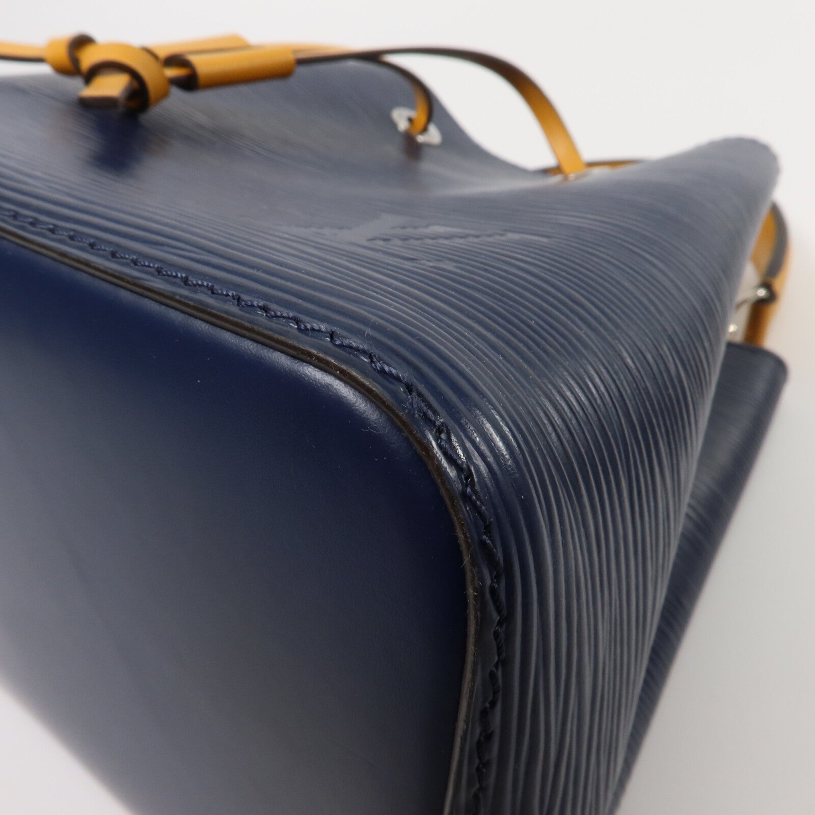 LOUIS VUITTON Epi Neo Noe BB手挽肩背兩用袋