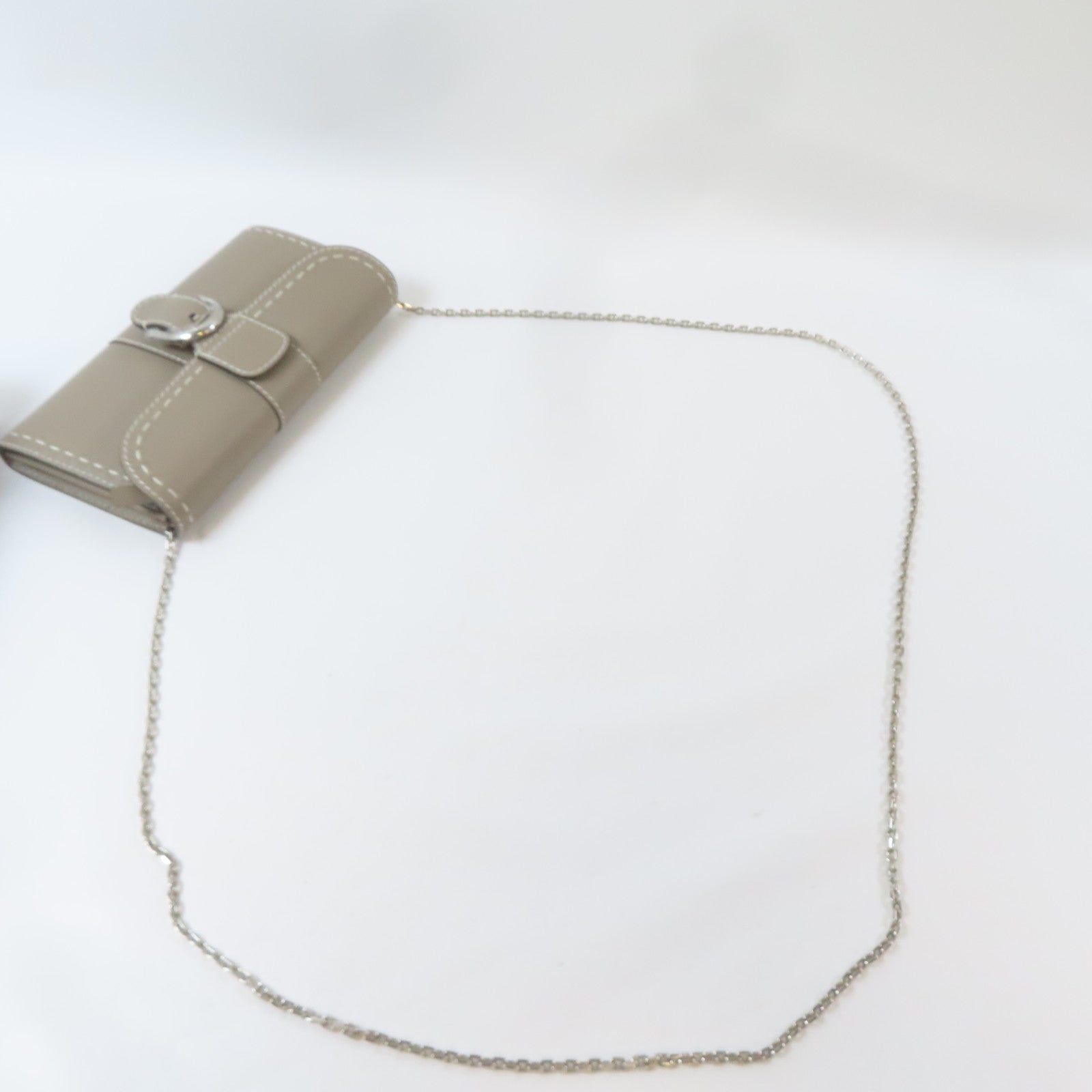 SELECTION 【激減優惠】牛皮皮革Delvaux Brillant Long Wallet Chain銀扣鏈帶肩背袋灰色